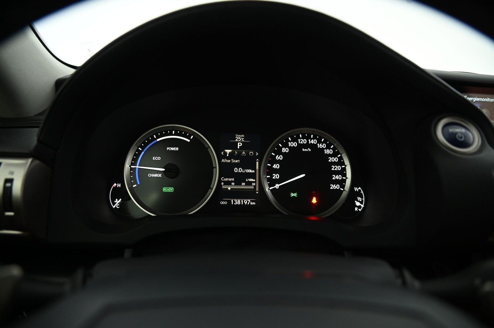Lexus IS 2015 IS300H Hybrid A Comfort *KeylessGo / Puolinahat / Lohko S.Pistoke / Vakkari / P.Kamera* - Hieno Lexus huippurenkain sekä erittäin särmällä huoltohistorialla!