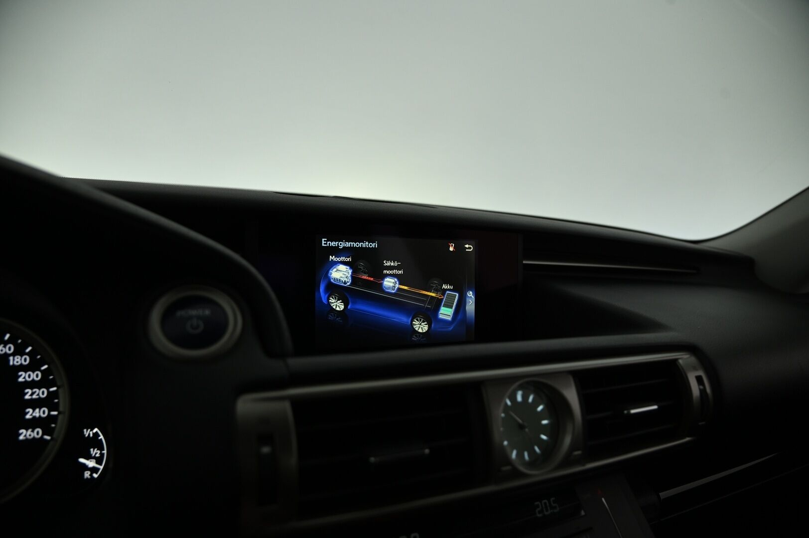 Lexus IS 2015 IS300H Hybrid A Comfort *KeylessGo / Puolinahat / Lohko S.Pistoke / Vakkari / P.Kamera* - Hieno Lexus huippurenkain sekä erittäin särmällä huoltohistorialla!