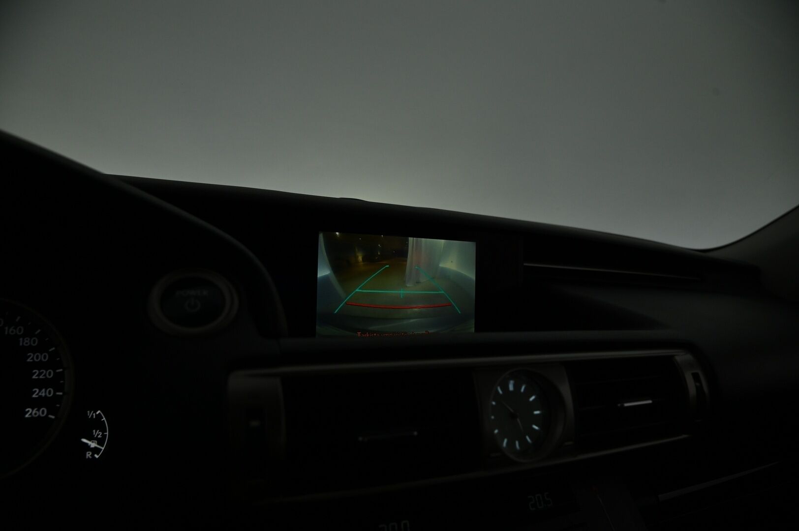 Lexus IS 2015 IS300H Hybrid A Comfort *KeylessGo / Puolinahat / Lohko S.Pistoke / Vakkari / P.Kamera* - Hieno Lexus huippurenkain sekä erittäin särmällä huoltohistorialla!