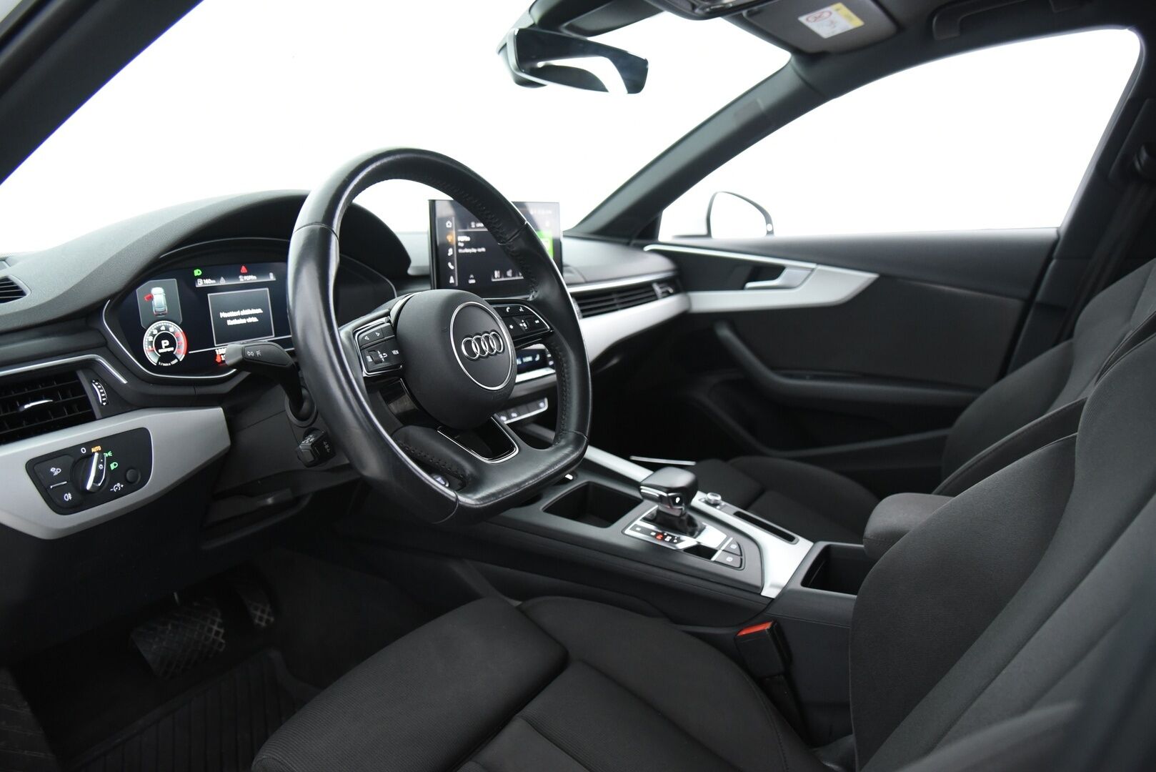 Audi A4 2020 Avant Business S line Comfort Edition 35 TFSI 110 kW MHEV S tronic / B&O / Webasto / Digimittaristo / 360 / Koukku - Katso varusteet! / Suomi-auto / Hierovat sporttipenkit / LED