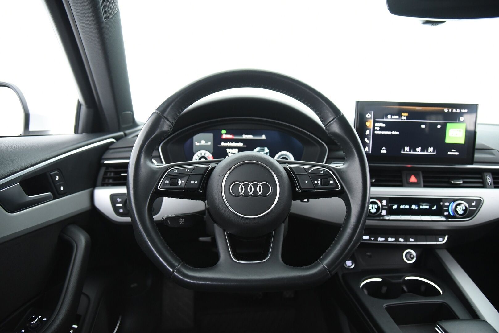 Audi A4 2020 Avant Business S line Comfort Edition 35 TFSI 110 kW MHEV S tronic / B&O / Webasto / Digimittaristo / 360 / Koukku - Katso varusteet! / Suomi-auto / Hierovat sporttipenkit / LED