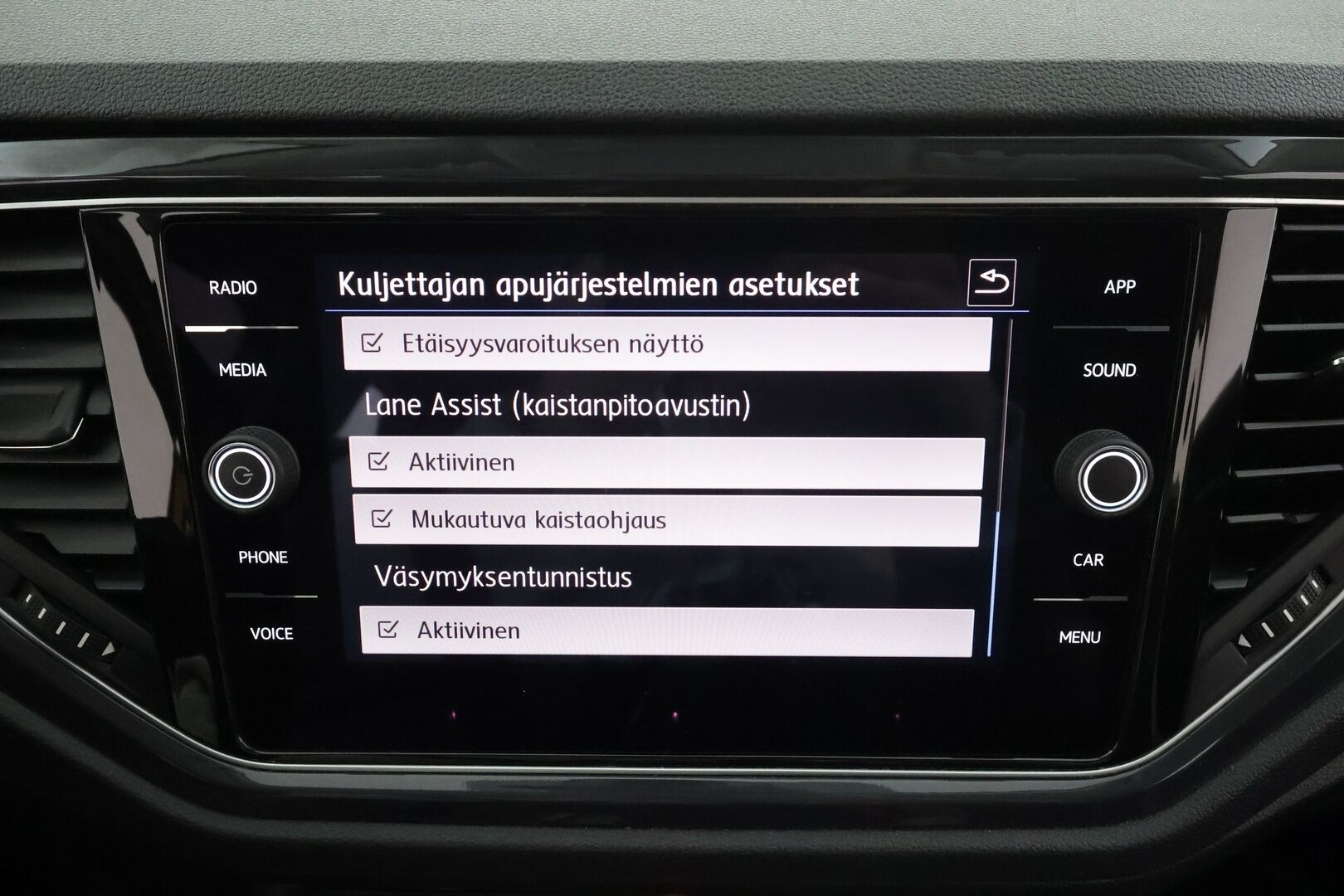 Volkswagen T-Roc 2020 Sport 1,5 TSI EVO 110 kW DSG * ACC / LED / P.tutkat / Koukku / Kaistavahti / Digimittaristo *