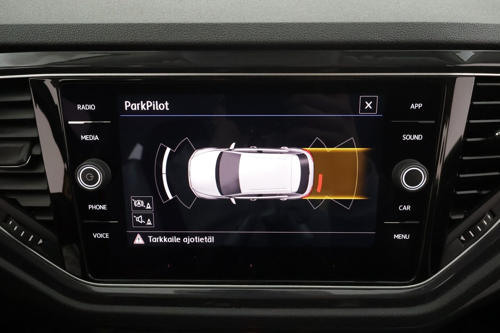 Volkswagen T-Roc 2020 Sport 1,5 TSI EVO 110 kW DSG * ACC / LED / P.tutkat / Koukku / Kaistavahti / Digimittaristo *