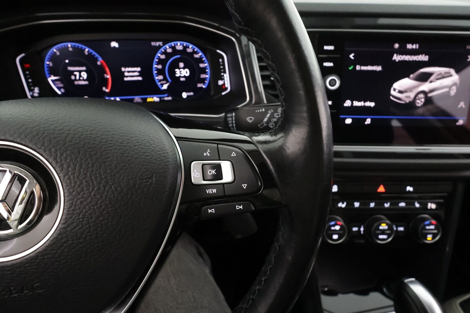 Volkswagen T-Roc 2020 Sport 1,5 TSI EVO 110 kW DSG * ACC / LED / P.tutkat / Koukku / Kaistavahti / Digimittaristo *