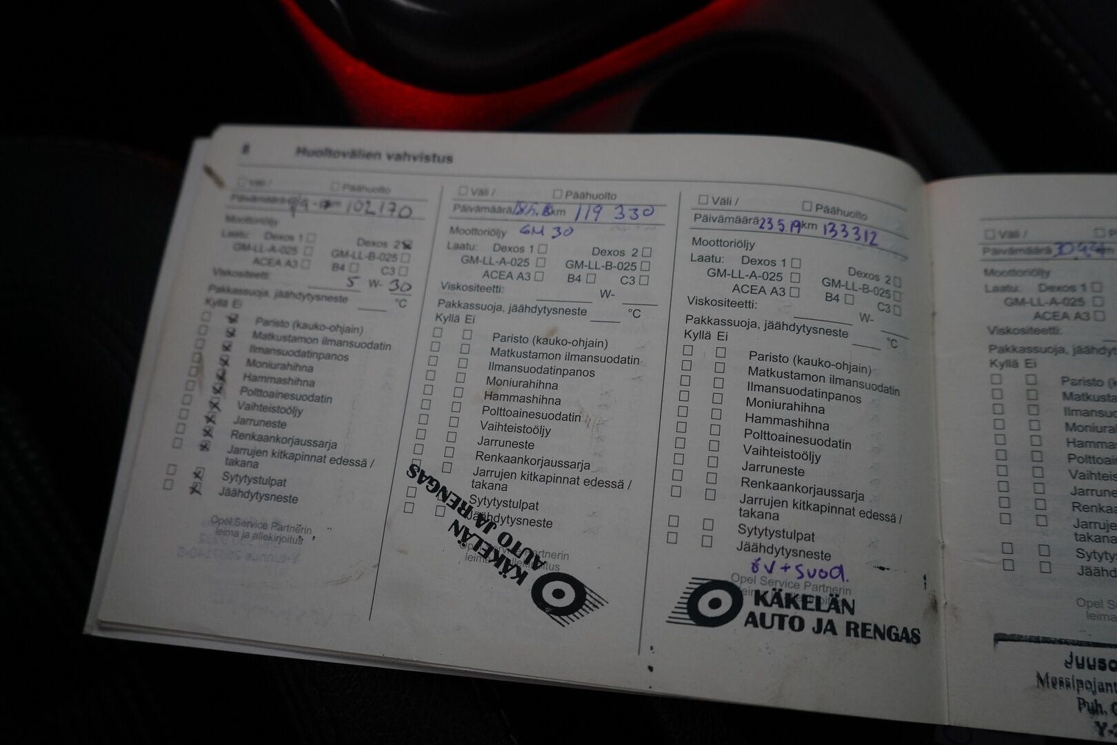 Opel Astra 2011 MYYDÄÄN HUUTOKAUPAT.COM