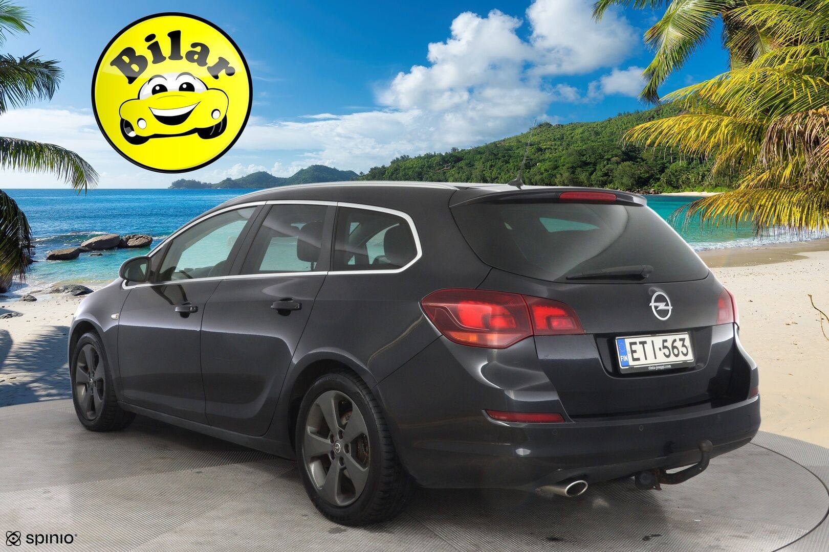 Opel Astra 2011 MYYDÄÄN HUUTOKAUPAT.COM