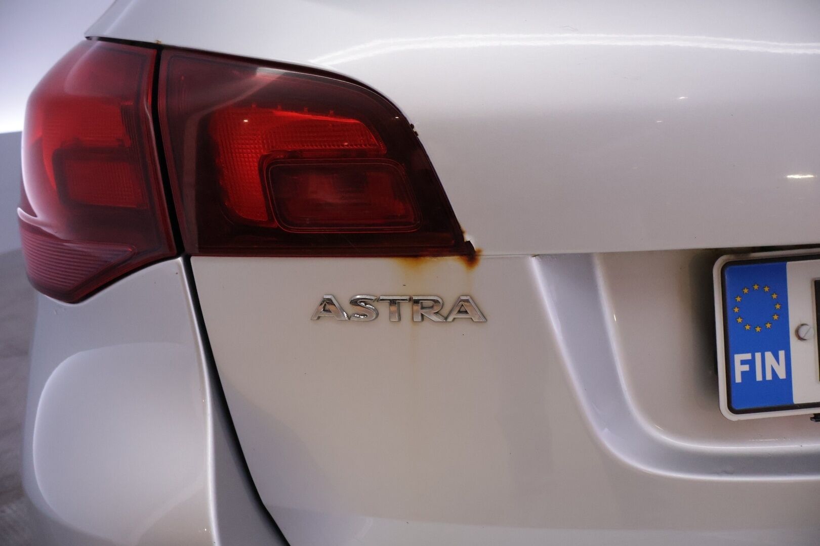 Opel Astra 2011 Sport Tourer Sport 2,0 CDTI 118kW AT6 - Myydään Huutokaupat.com - | Koukku | Vakkari | Lohko lämmitin | 2x Hyvät renkaat | 