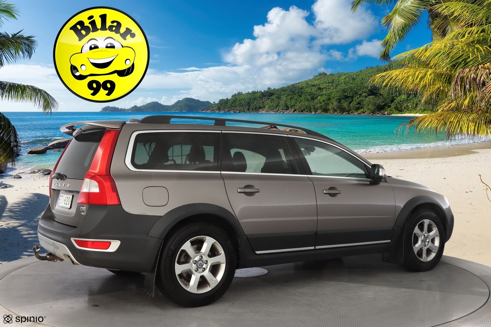 Volvo XC70 2011 D5 AWD Summum aut * Webasto / Vakkari / Tutka / Koukku /  Xenon * - Suomi-auto / Kahdet alumiinivanteet / Jakopää tehty 09/25!