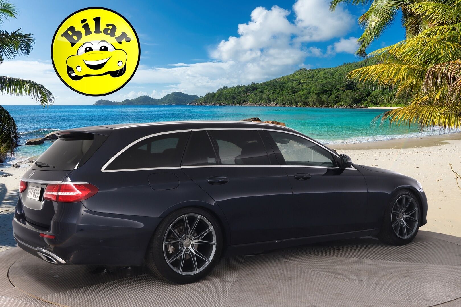 Mercedes-Benz E 2017 220 d T A Premium Business - Hierovat penkit | DTR+ | HUD | Widescreen | Koukku | Navi | P.Kamera | Muistipenkit | g9 | 2x renkaat&alumiinivanteet