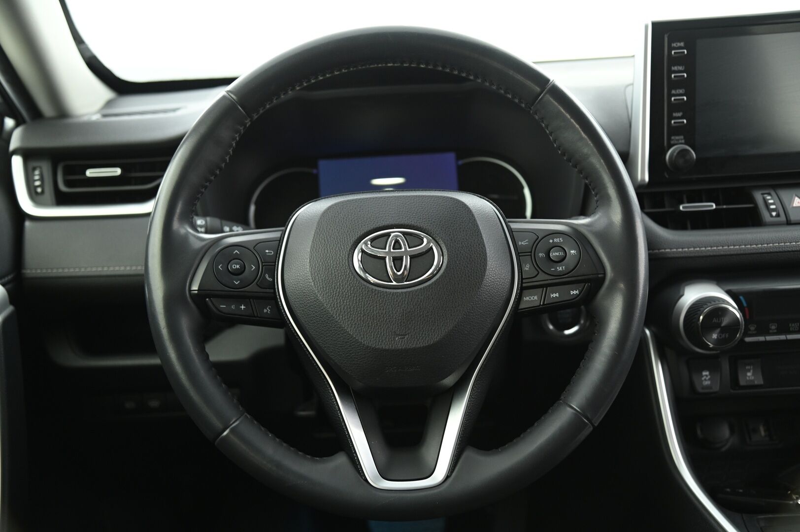 Toyota RAV4 2019 2,0 VVT-iE Active Multidrive S *Suomiauto / ACC / LED / KEYLESS / P.Kamera / Navi / Lohko S.Pistoke* - Taloudellinen maasturi hyvillä renkailla sekä särmällä huoltohistorialla