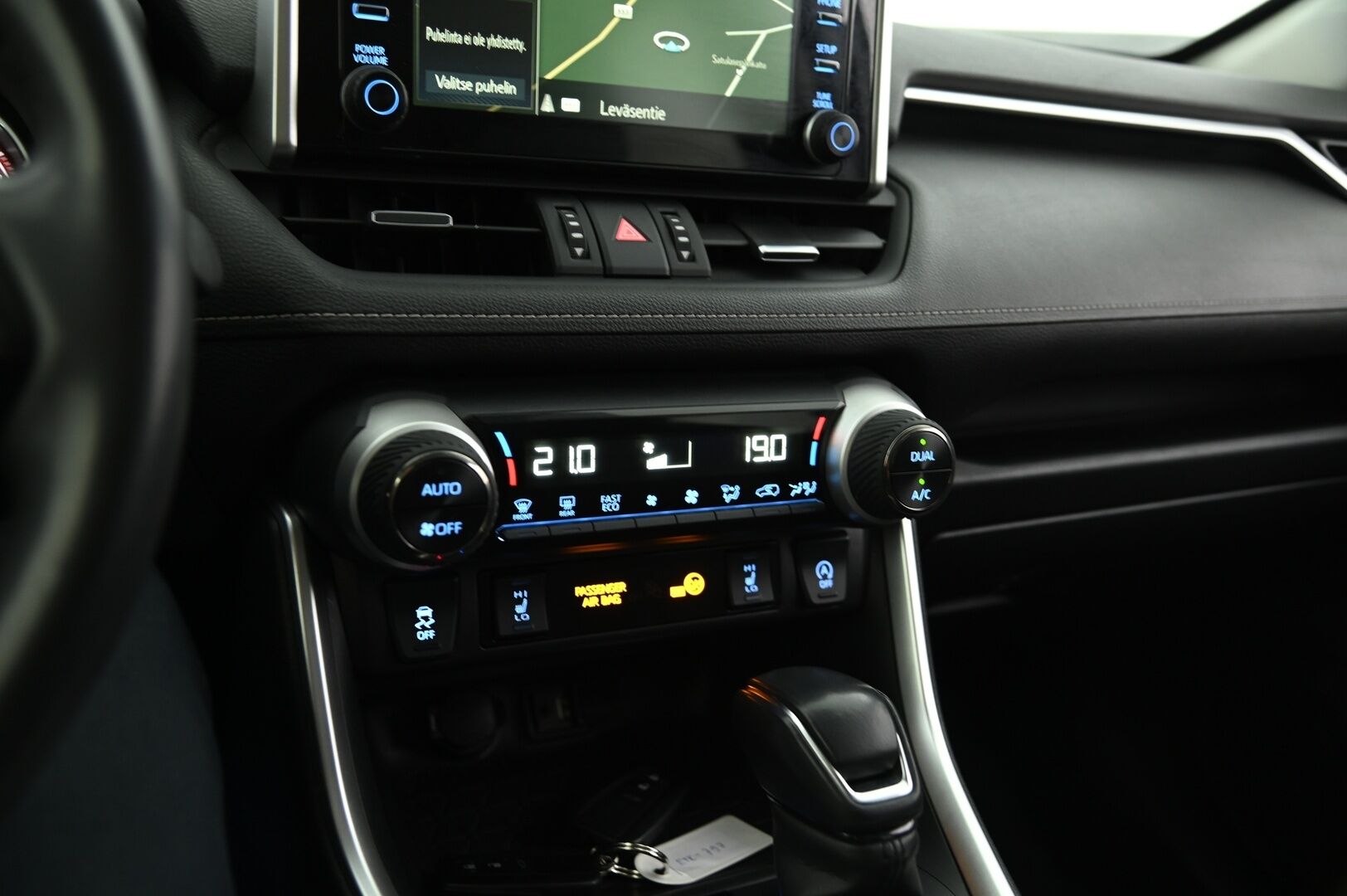 Toyota RAV4 2019 2,0 VVT-iE Active Multidrive S *Suomiauto / ACC / LED / KEYLESS / P.Kamera / Navi / Lohko S.Pistoke* - Taloudellinen maasturi hyvillä renkailla sekä särmällä huoltohistorialla