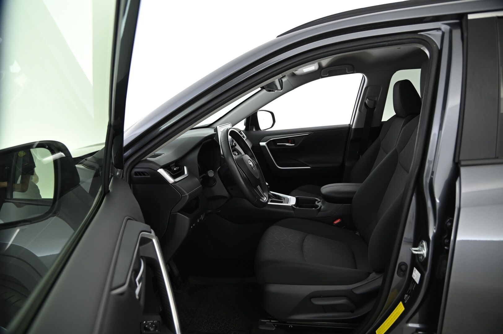 Toyota RAV4 2019 2,0 VVT-iE Active Multidrive S *Suomiauto / ACC / LED / KEYLESS / P.Kamera / Navi / Lohko S.Pistoke* - Taloudellinen maasturi hyvillä renkailla sekä särmällä huoltohistorialla