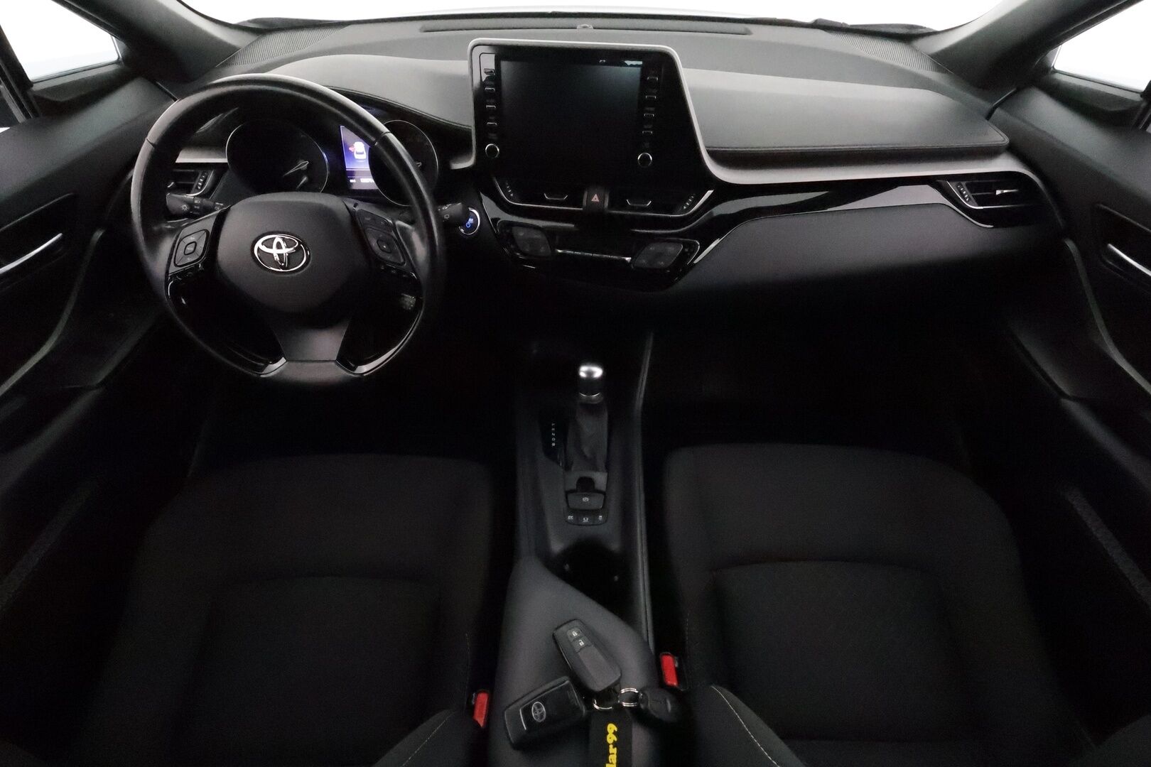 Toyota C-HR 2020 1,8 Hybrid Active **Webasto / Adapt.Vakkari / LED-valot / P.kamera / Navi / Kaistavahti / Apple&Android / KeylessGO** - Merkkihuollettu Suomi-auto / Kahdet renkaat