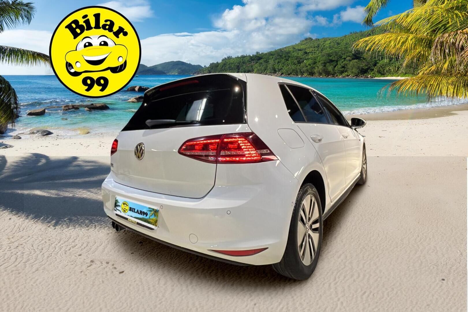 Volkswagen Golf 2015 GTE Plug-In Hybrid 150 kW (204 hv) DSG-automaatti - Adapt.Vakkari | Panoraama | BLIS | Navi | LED | Peruutustutkat | Lisälämmitin | 2x Renkaat Aluvantein!