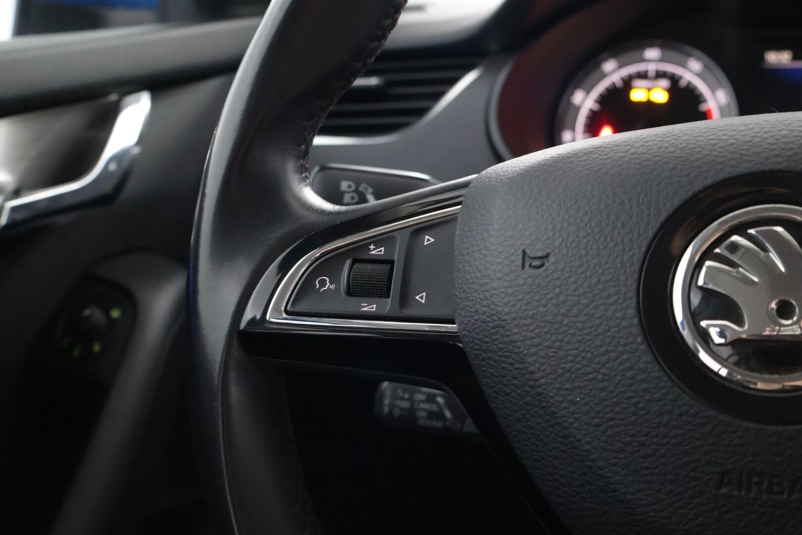 Skoda Octavia 2019 Combi 2,0 TSI 190 4x4 Style DSG Autom. - | Adapt. Vakkari | Webasto | Koukku | Parkkitutka | LED-valot |