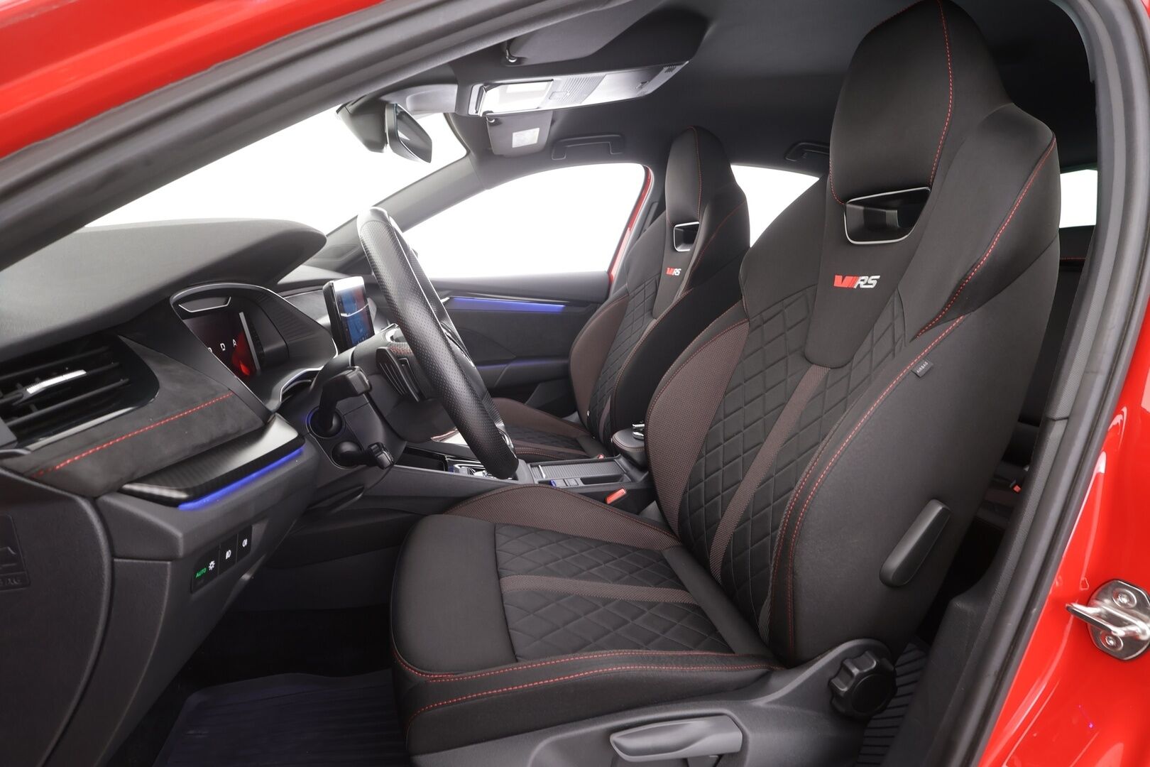 Skoda Octavia 2021 2,0 TSI RS DSG Autom. - | Canton | ACC | Webasto | P.Kamera | Matrix-LED | Kaistavahti | Digimittaristo | Navi | Keyless | Suomi-auto | Merkkihuollot | Kahdet renkaat |