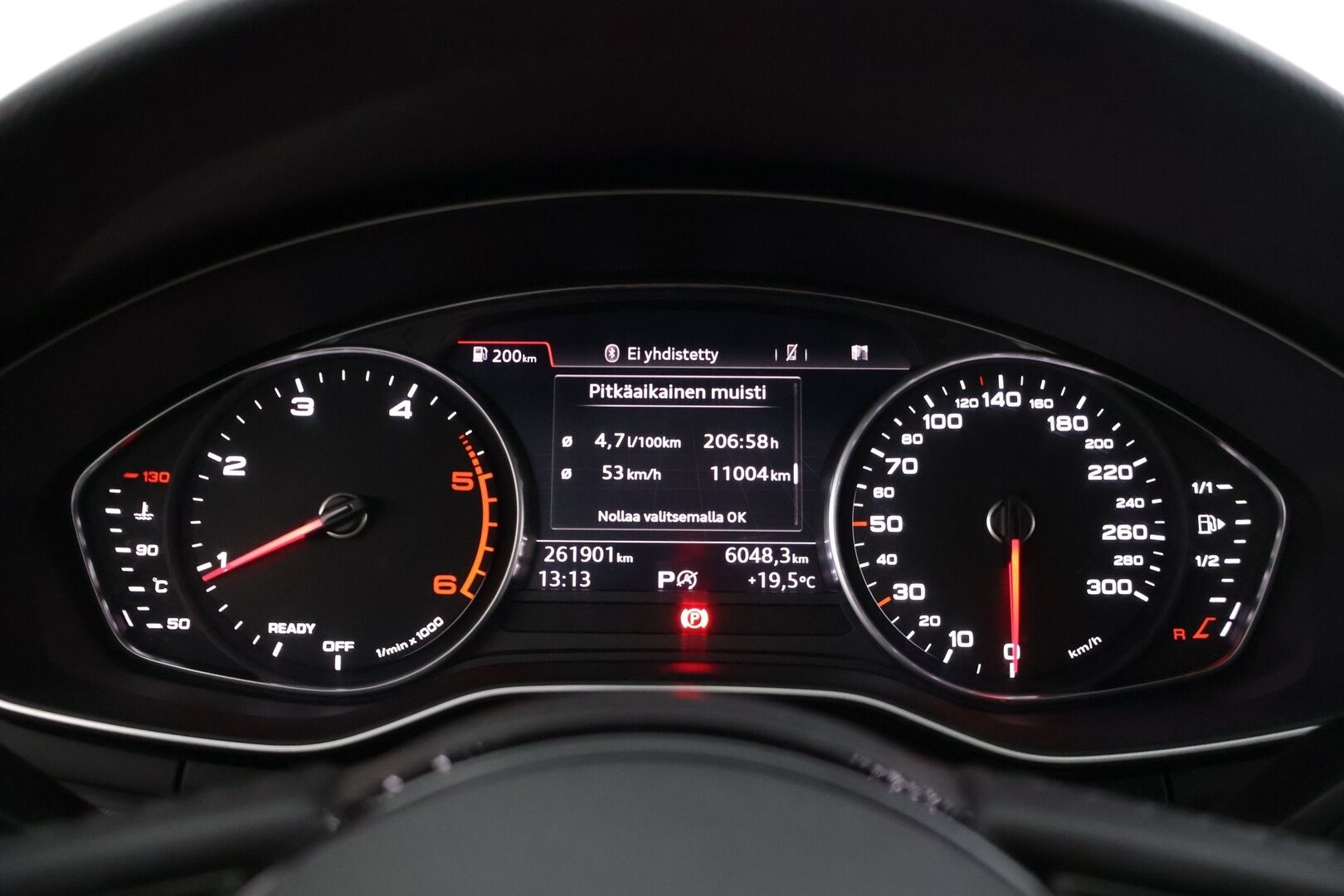 Audi A4 2018 Avant Business 2,0 TDI 110 kW S tronic * Xenon / Vakkari / P. tutkat / Sähkökontti / Navi * - Näyttävä tummanharmaa väri! / Lohkolämmitin - HULLU BLACKWEEK KORKOTARJOUS 2,49%