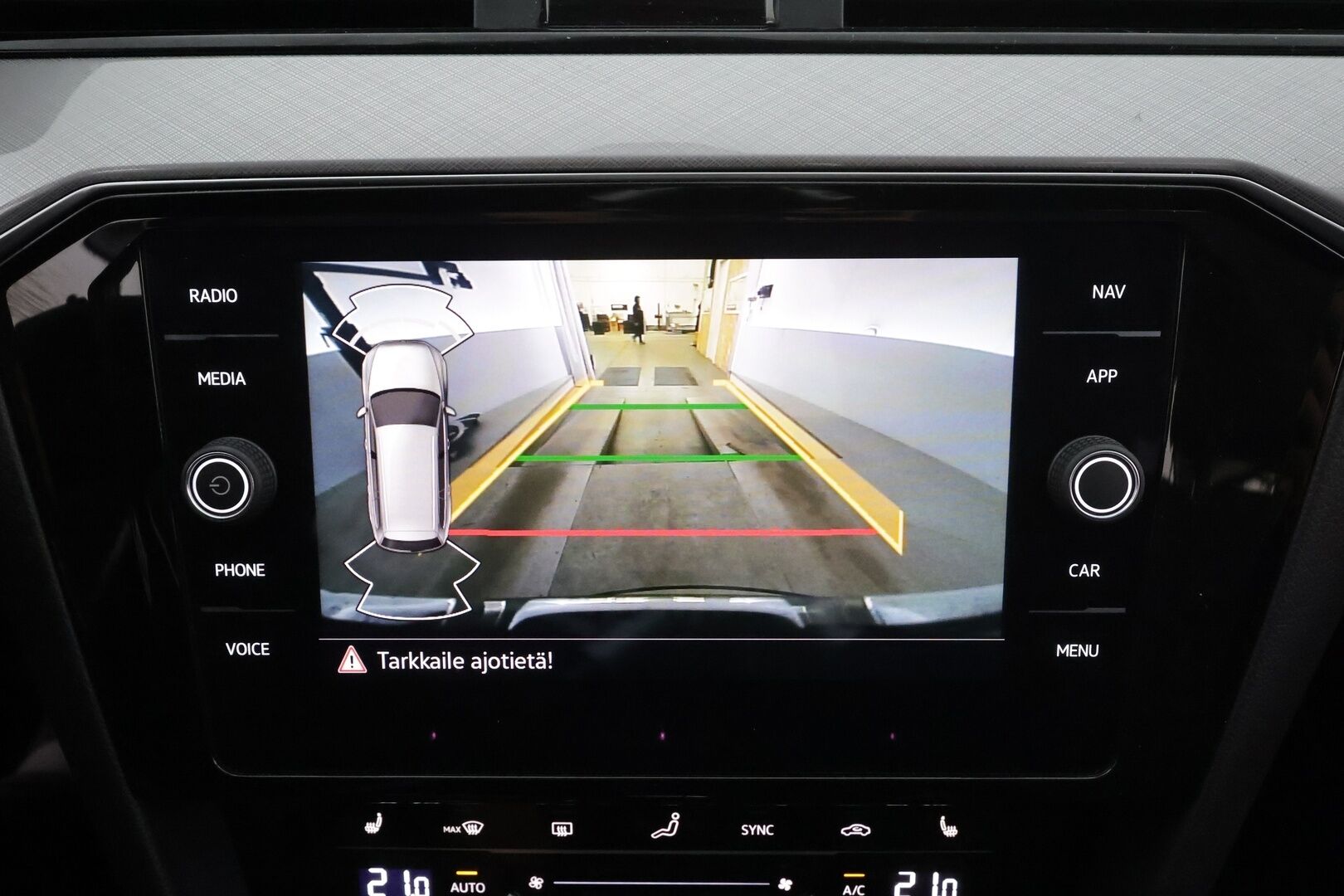 Volkswagen Passat 2021 Variant GTE Business Plug-In Hybrid 160 kW DSG *´ACC / Matrix LED / Webasto / Puolisähköpenkki / Keyless * - Merkkihuollettu / Suomi-auto / Kahdet renkaat