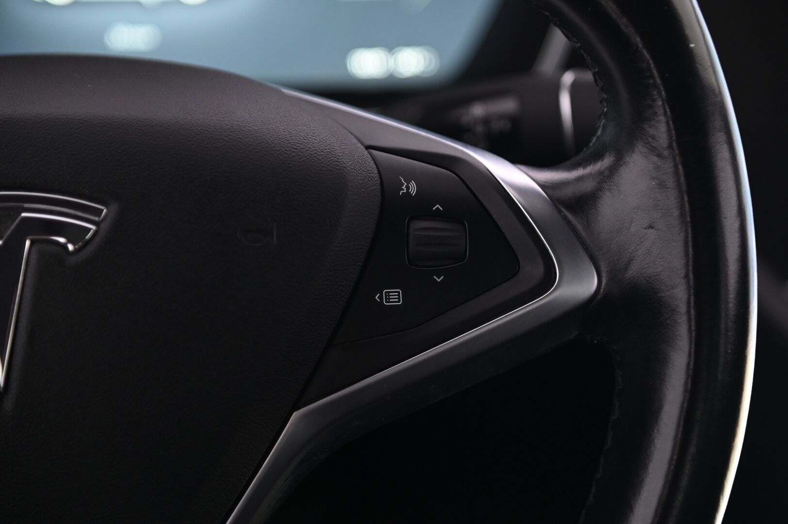 Tesla Model S 2016 90D *YritysOutlet - Myydään vain yritykselle* - YritysOutlet - Myydään vain yritykselle