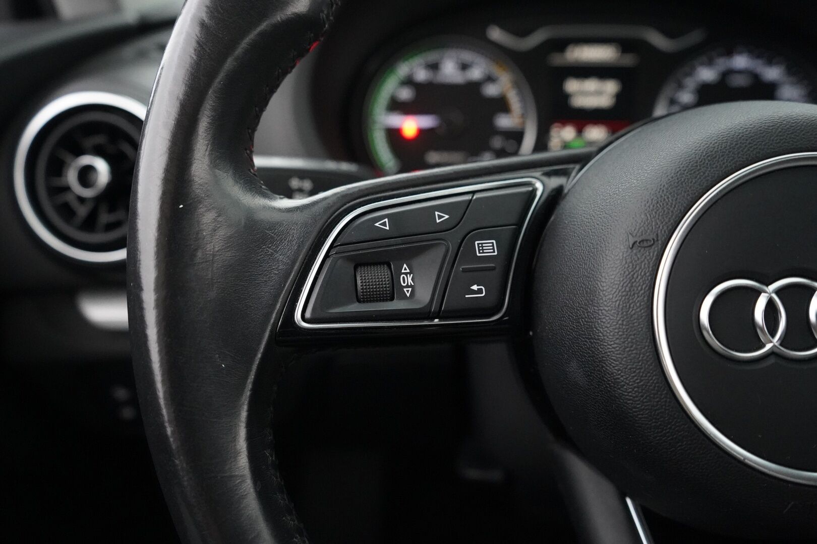 Audi A3 2017 Sportback Business Sport 1,4 TFSI e-tron S tronic
