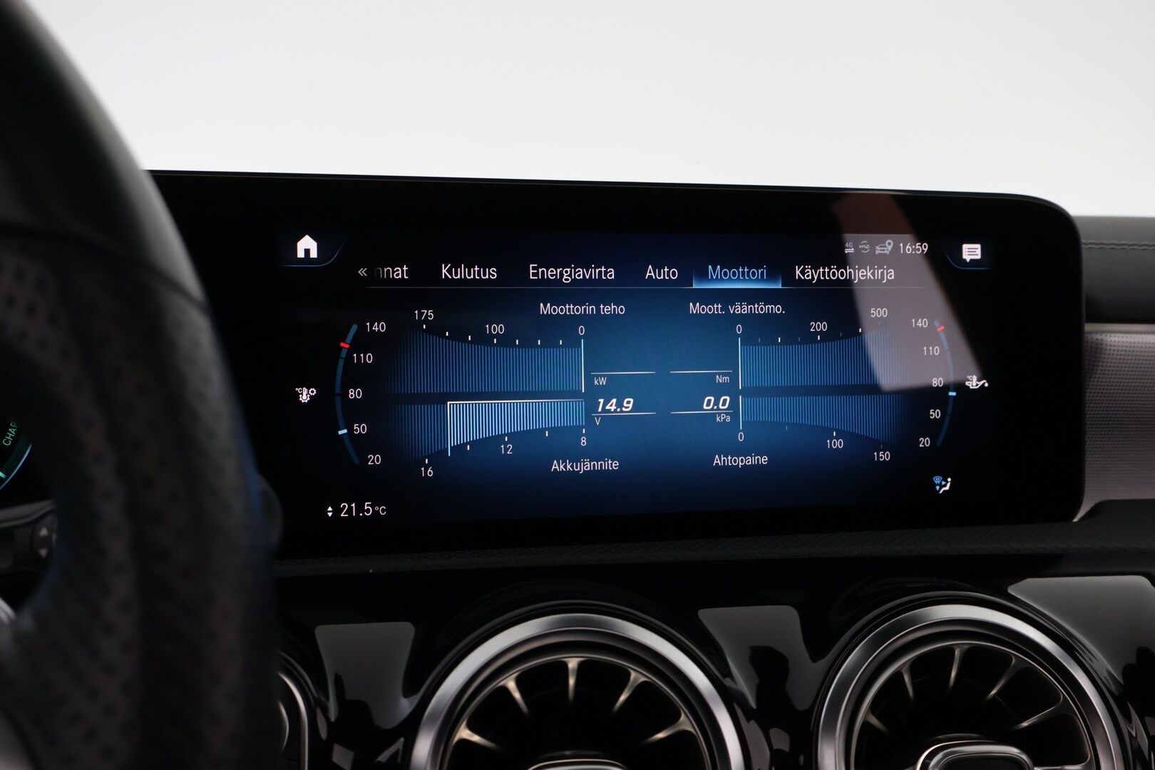 Mercedes-Benz A 2021 250 e A Business AMG EQ Power * Widescreen / Peruutuskamera / Panoraama / AppleCarPlay - Midline Sound / Lisälämmitin / 2x Renkaat aluvantein! - HULLUT AVAJAISHULINAT KORKOTARJOUS 3,29 %