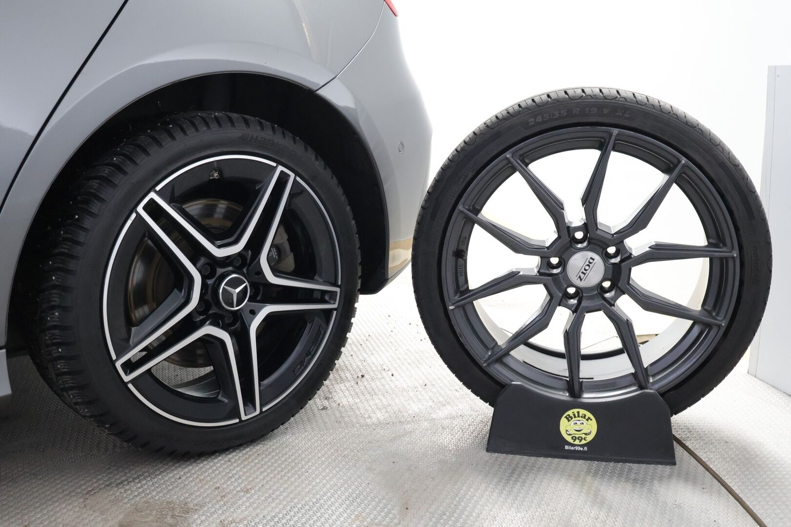 Mercedes-Benz A 2021 250 e A Business AMG EQ Power * Widescreen / Peruutuskamera / Panoraama / CarPlay** - Midline Sound / Lisälämmitin / 2x Renkaat aluvantein!