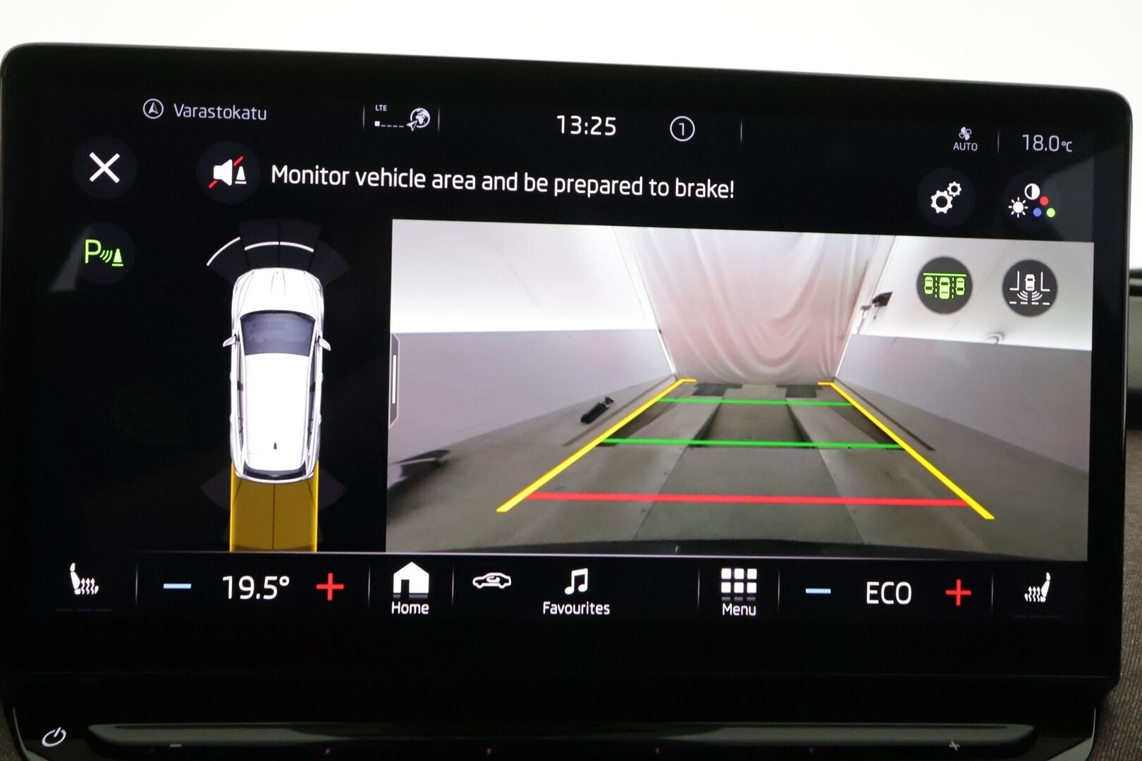 Skoda Enyaq 2021 60 Launch Edition iV - | ACC | ILP | Muistipenkki | Matrix-LED | P-Kamera | Ratinlämmitys | Keyless | Apple&Android | 1.Om Suomi-auto | Kahdet Renkaat | Merkkihuollettu |