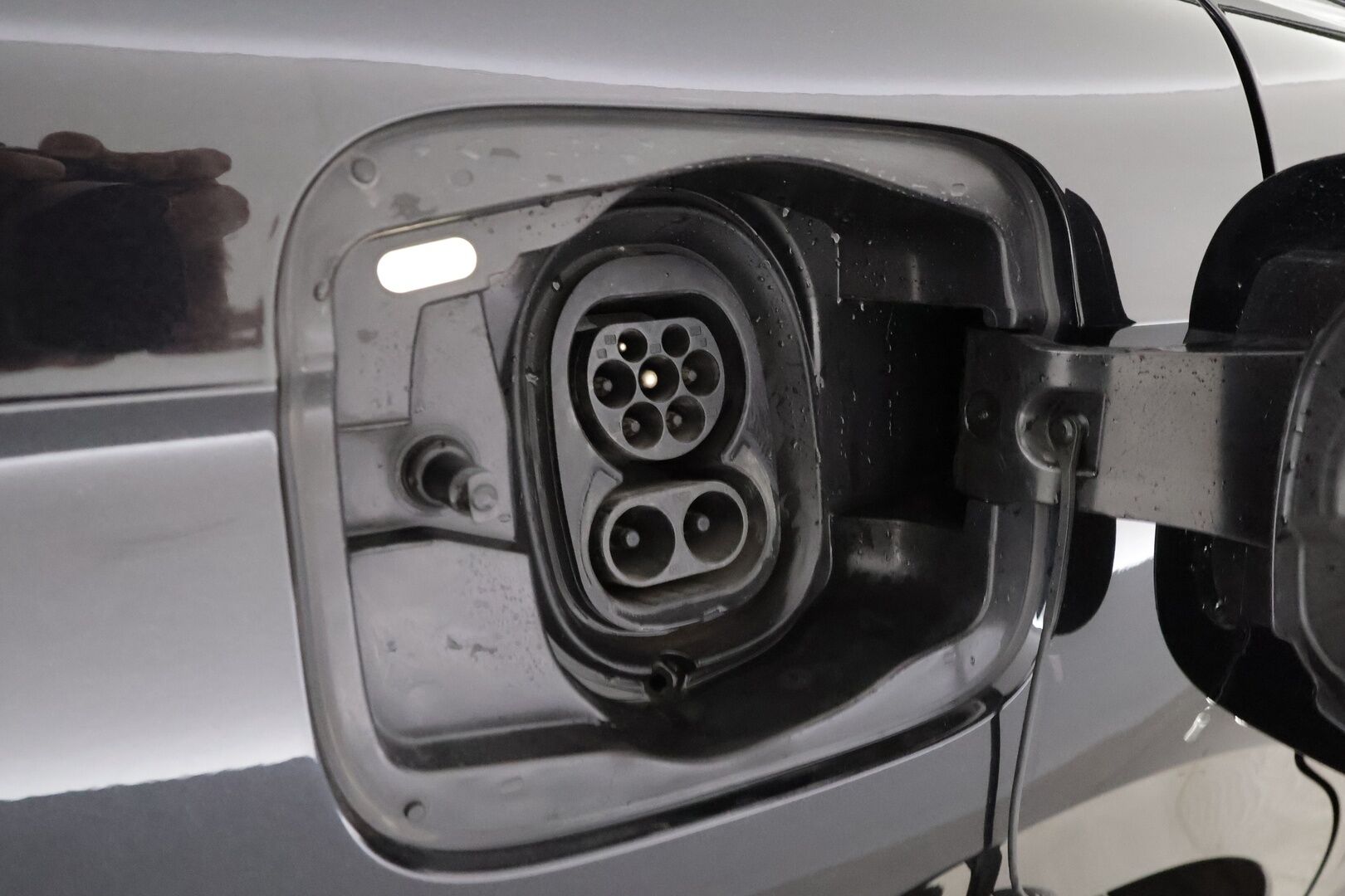 Skoda Enyaq 2021 60 Launch Edition iV - | ACC | ILP | Muistipenkki | Matrix-LED | P-Kamera | Ratinlämmitys | Keyless | Apple&Android | 1.Om Suomi-auto | Kahdet Renkaat | Merkkihuollettu |