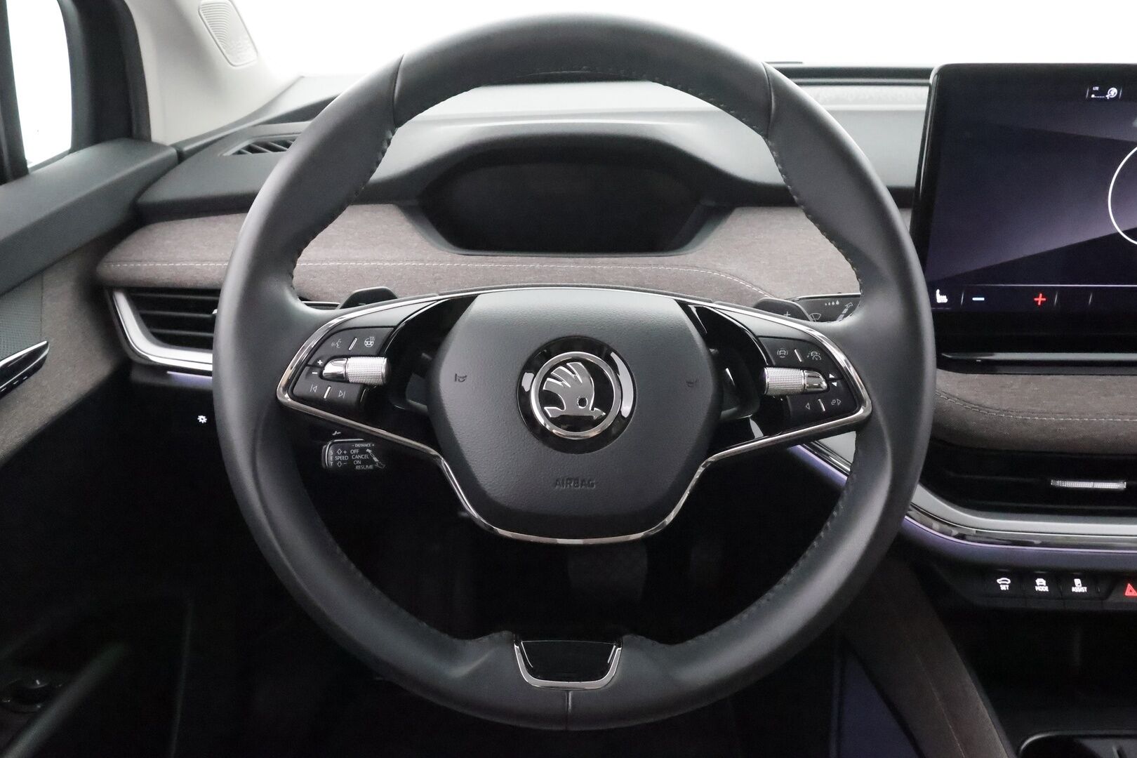 Skoda Enyaq 2021 60 Launch Edition iV - | ACC | ILP | Muistipenkki | Matrix-LED | P-Kamera | Ratinlämmitys | Keyless | Apple&Android | 1.Om Suomi-auto | Kahdet Renkaat | Merkkihuollettu |