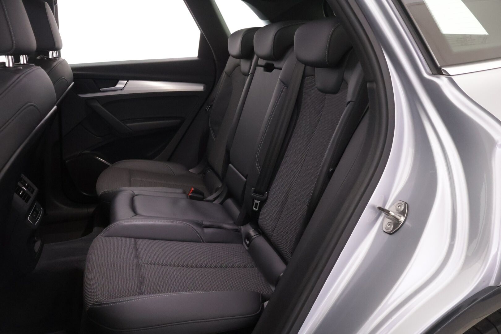 Audi Q5 2021 Advanced 50 TFSI e 220 kW quattro S tronic Electrified Edition - * S-Line Sisäpaketti | 2.Om | ACC | P.Kamera | Ilma-alusta | LED | Lisälämmitin | Taittuva koukku * - KORKO VAIN 3,99 %