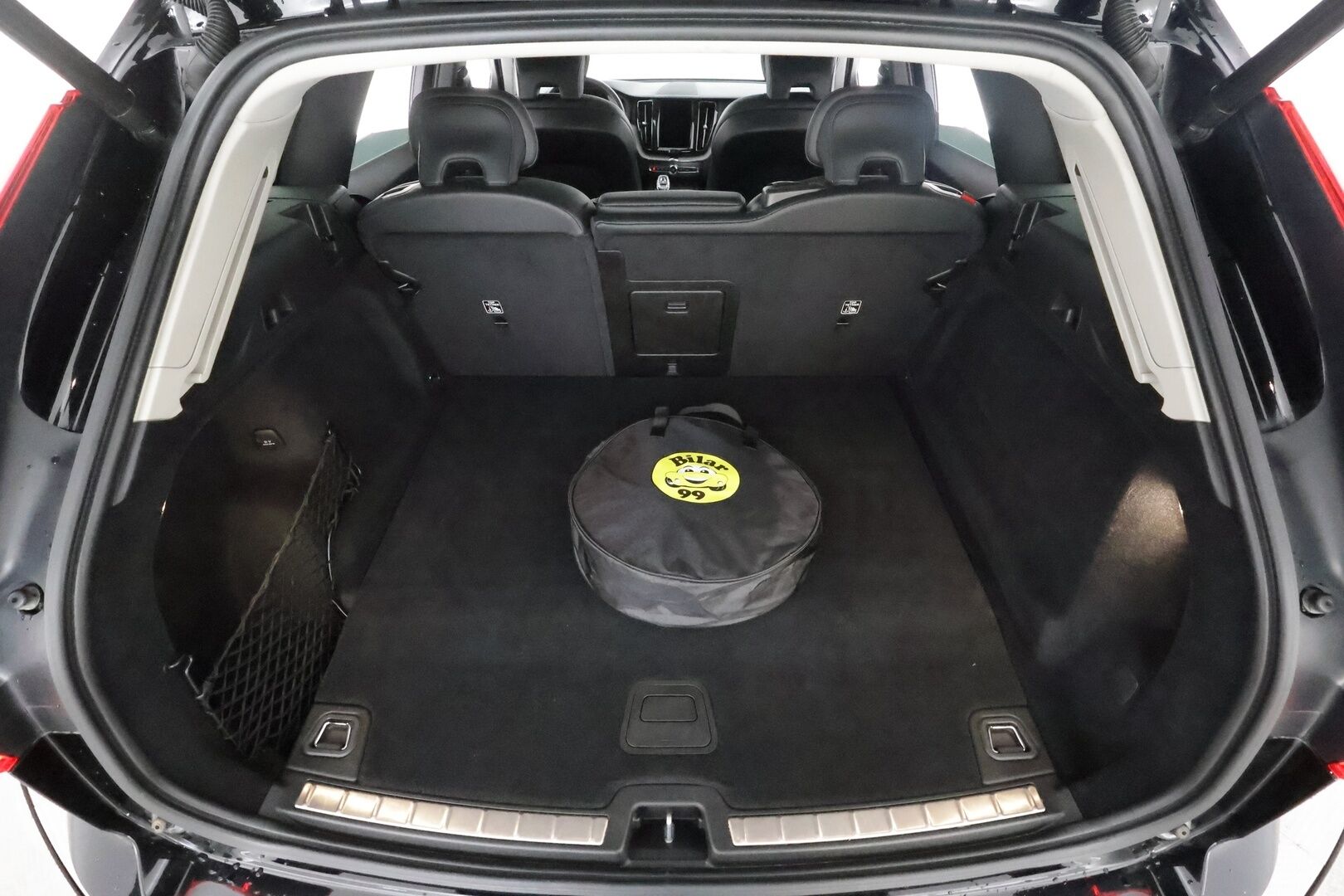 Volvo XC60 2021 T6 TwE AWD Business Inscription aut. - | Panorama | Webasto | Koukku | ACC | LED | P.Kamera | Sporttipenkki Muistilla | Navi | Kaistavahti | Keyless | 1-om Suomi-auto | 2x Latauskaapelit | Kahdet renkaat | Merkkihuollot |