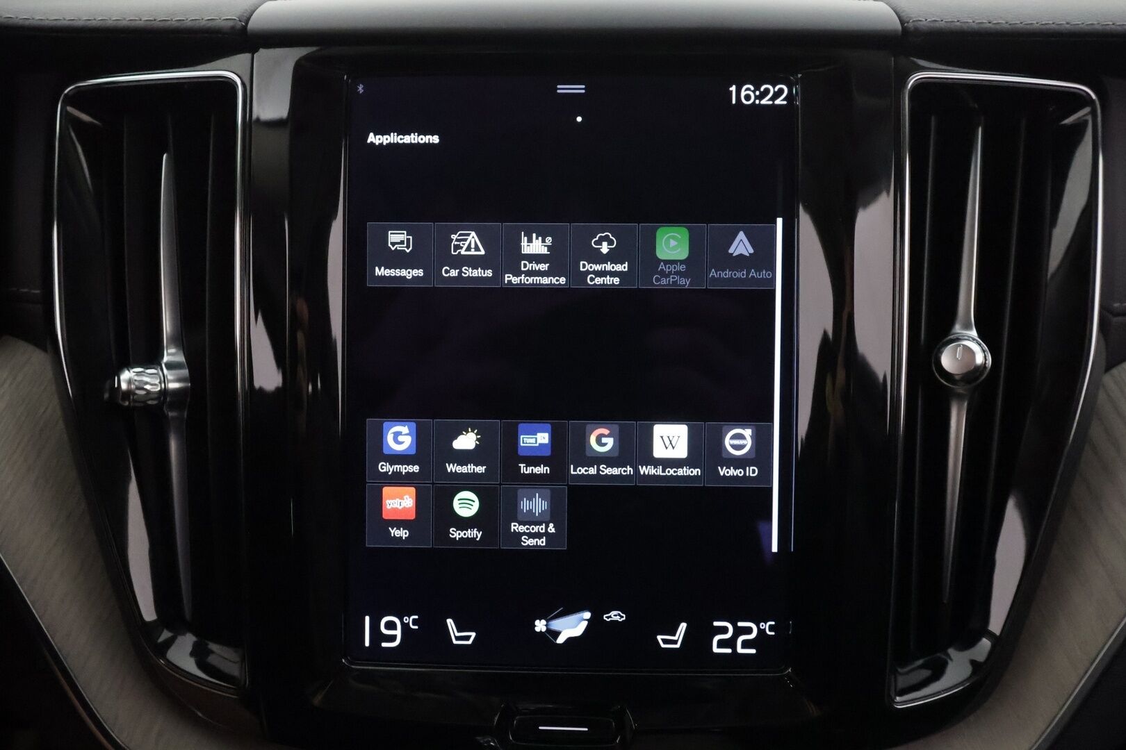 Volvo XC60 2021 T6 TwE AWD Business Inscription aut. - | ACC | Webasto | Koukku | Panorama | High Performance Audio | Muistipenkki | LED | P.Kamera | Sporttinahat | Keyless | Apple&Android | Suomi-auto | Kahdet Renkaat | Merkkhuollettu |