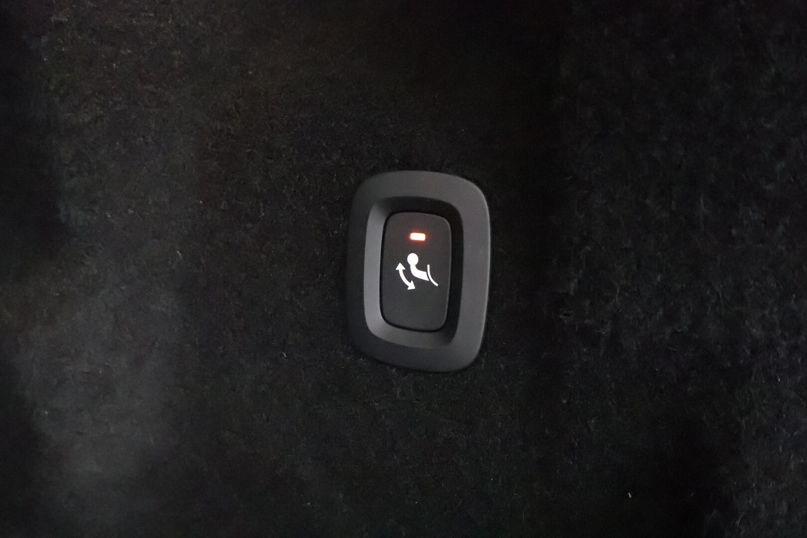 Volvo XC60 2021 T6 TwE AWD Business Inscription aut. - | ACC | Webasto | Koukku | Panorama | High Performance Audio | Muistipenkki | LED | P.Kamera | Sporttinahat | Keyless | Apple&Android | Suomi-auto | Kahdet Renkaat | Merkkhuollettu |