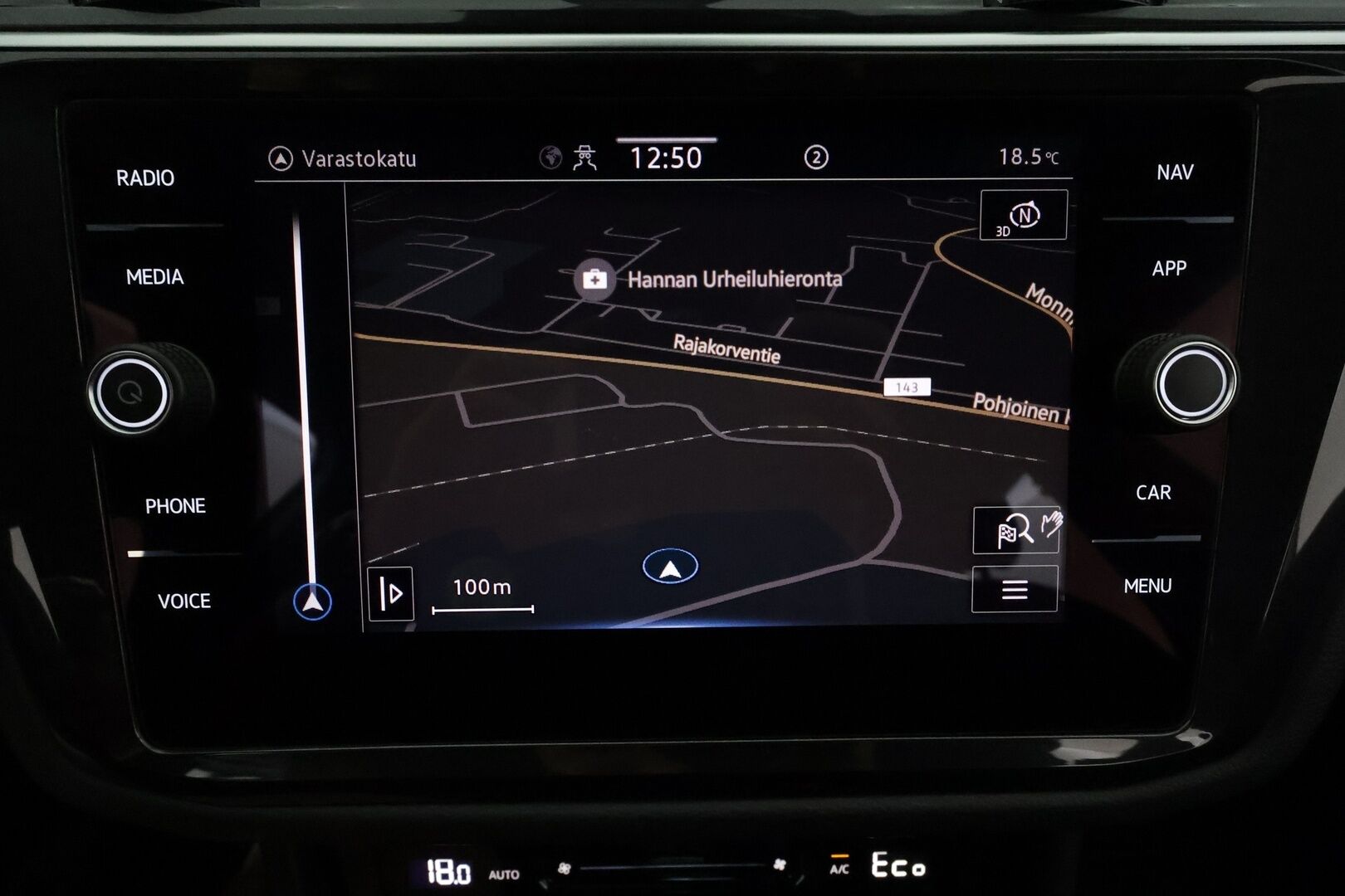 Volkswagen Tiguan 2021 R-Line eHybrid 180 kW DSG-autm **Adapt.vakkari / Matrix LED / P.tutkat / Digimittaristo / Sporttipenkit / KeylessGo** - Akku kuntotarkastettu / Suomi-auto / Kahdet renkaat aluvanteilla