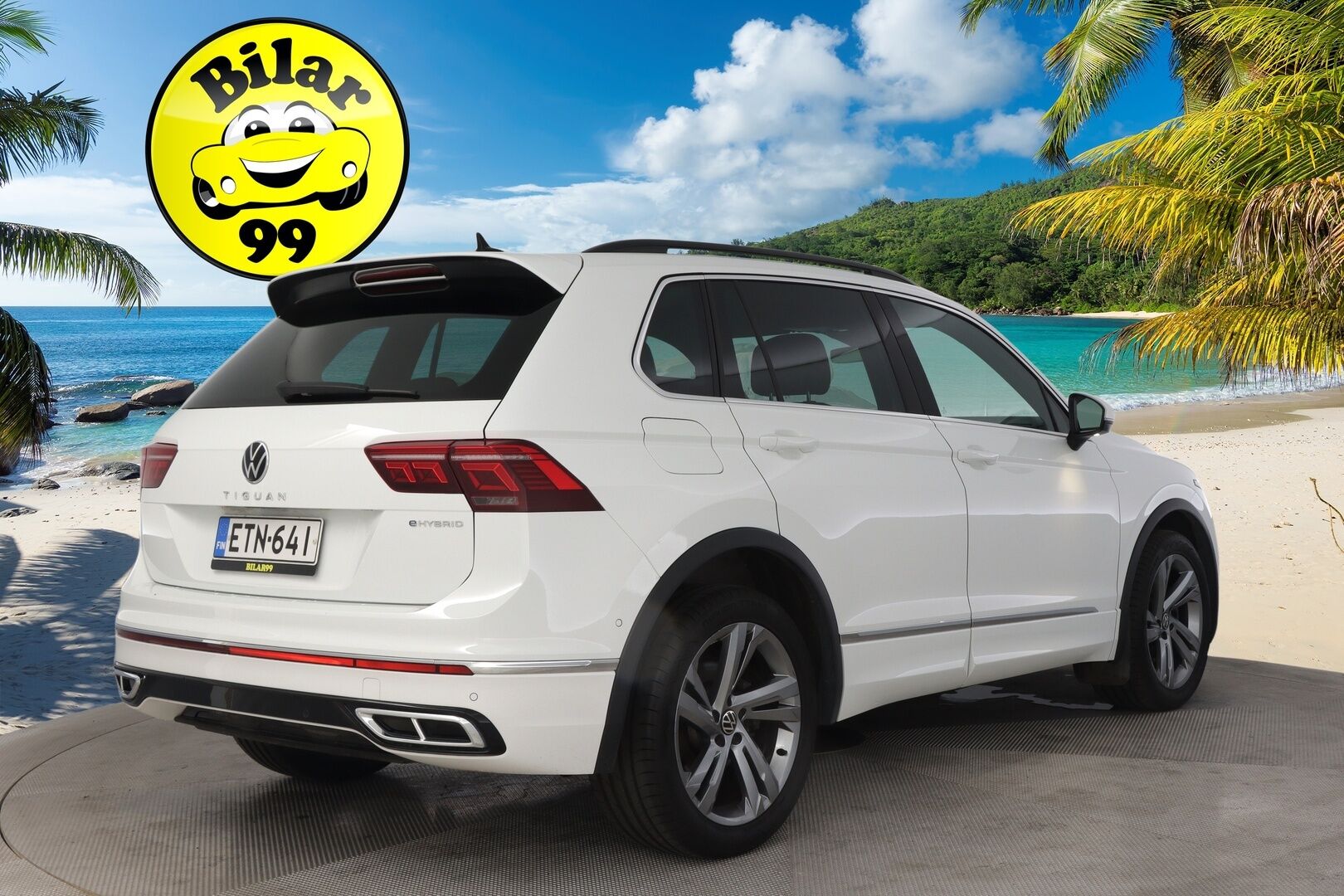 Volkswagen Tiguan 2021 R-Line eHybrid 180 kW DSG-autm **Adapt.vakkari / Matrix LED / P.tutkat / Digimittaristo / Sporttipenkit / KeylessGo** - Akku kuntotarkastettu / Suomi-auto / Kahdet renkaat aluvanteilla