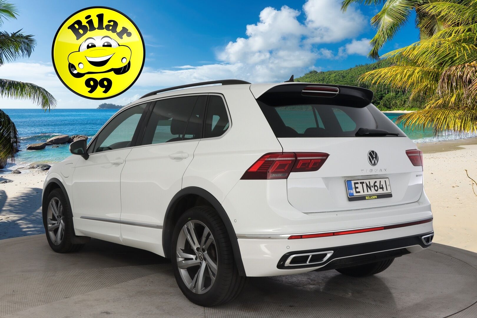 Volkswagen Tiguan 2021 R-Line eHybrid 180 kW DSG-autm **Adapt.vakkari / Matrix LED / P.tutkat / Digimittaristo / Sporttipenkit / KeylessGo** - Akku kuntotarkastettu / Suomi-auto / Kahdet renkaat aluvanteilla