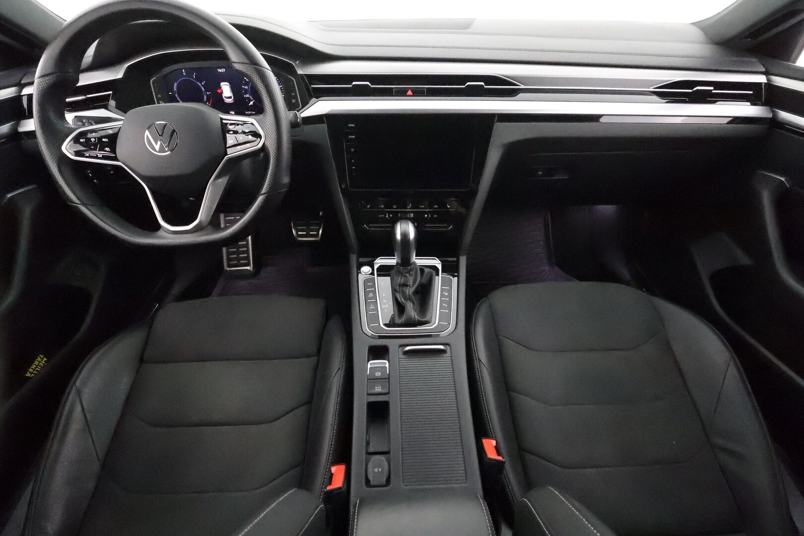 Volkswagen Arteon 2021 Shooting Brake R-Line eHybrid 160 kW DSG **HUD / Digimittaristo / Webasto / P-tutkat / Koukku / Adapt.vakkari** - 1-Om Suomi-auto / Akku kuntotarkastettu / 2x alut