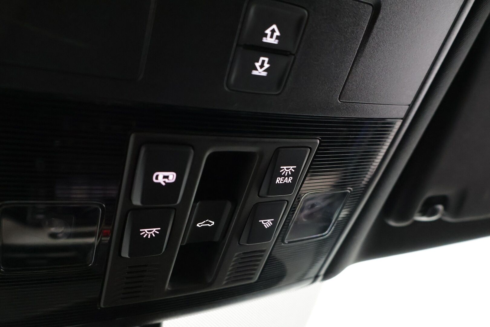 Volkswagen Passat 2016 Variant GTE Plug-in Hybrid 160 kW (218 hv) DSG-automaatti - *Panorama / Nahka-Alcantra / Adapt. vakkari / Koukku / Navi / Peruutuskamera*