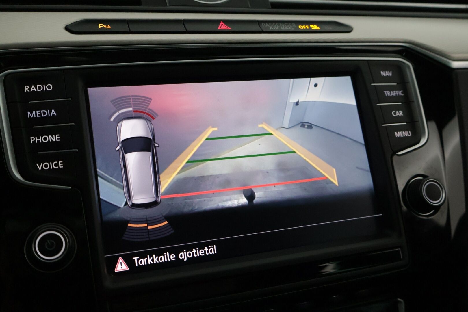 Volkswagen Passat 2016 Variant GTE Plug-in Hybrid 160 kW (218 hv) DSG-automaatti - *Panorama / Nahka-Alcantra / Adapt. vakkari / Koukku / Navi / Peruutuskamera*
