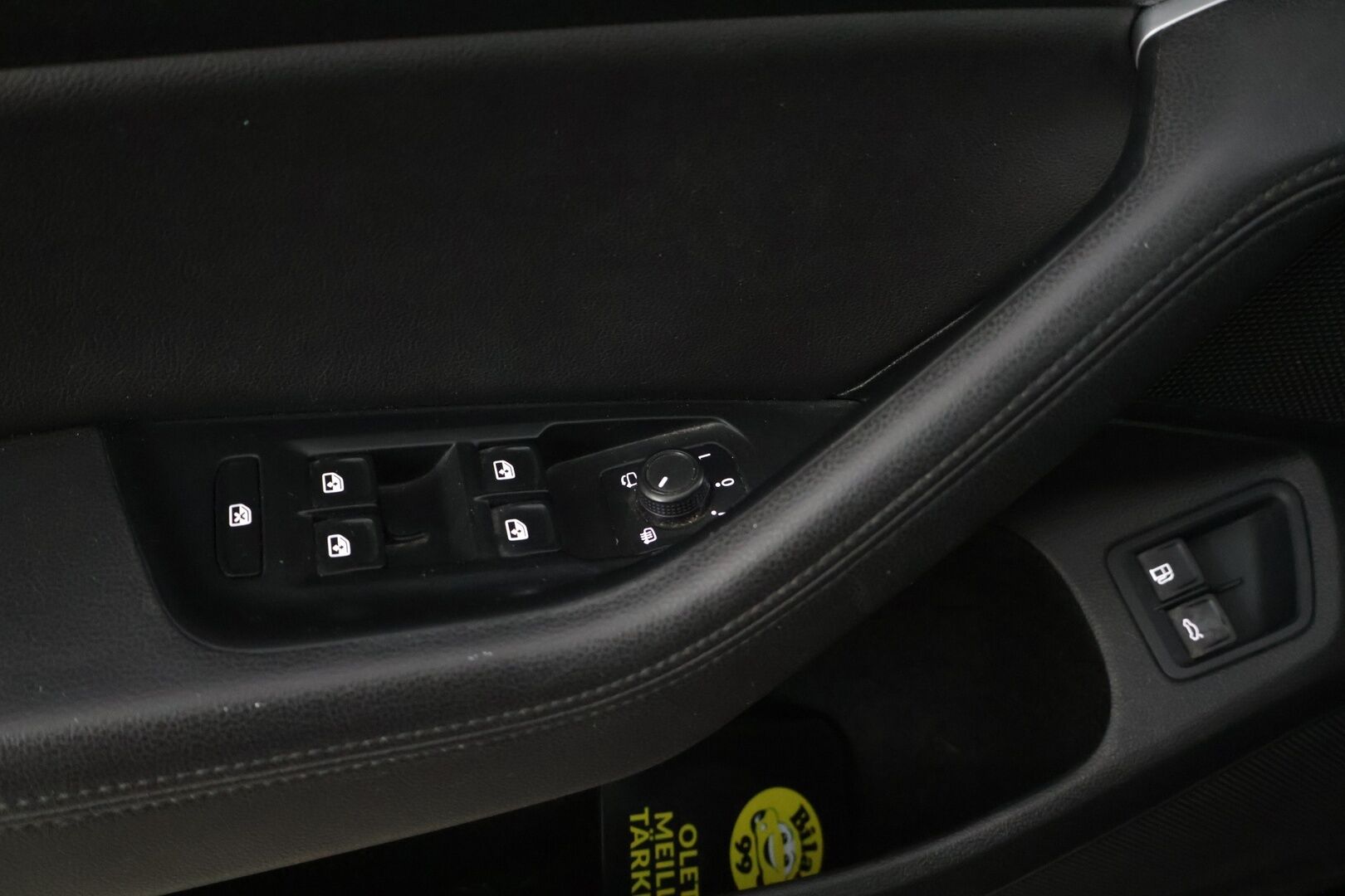 Volkswagen Passat 2016 Variant GTE Plug-in Hybrid 160 kW (218 hv) DSG-automaatti - *Panorama / Nahka-Alcantra / Adapt. vakkari / Koukku / Navi / Peruutuskamera*