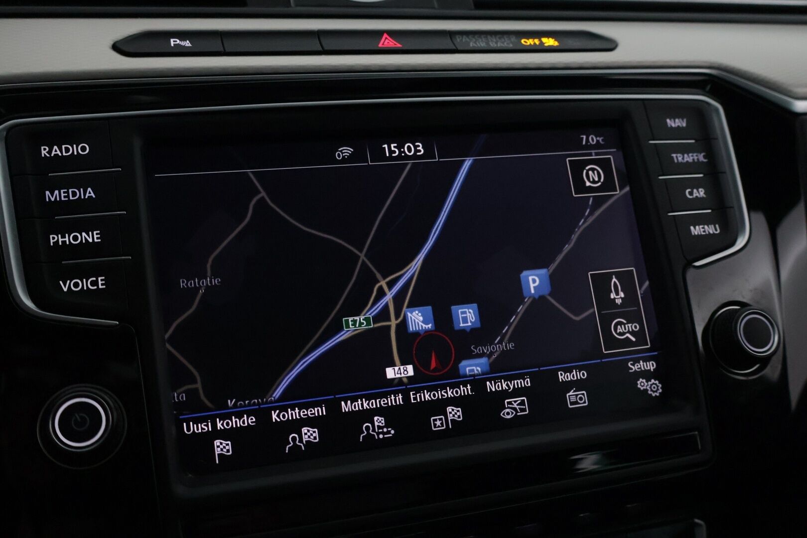 Volkswagen Passat 2016 Variant GTE Plug-in Hybrid 160 kW (218 hv) DSG-automaatti - *Panorama / Nahka-Alcantra / Adapt. vakkari / Koukku / Navi / Peruutuskamera*