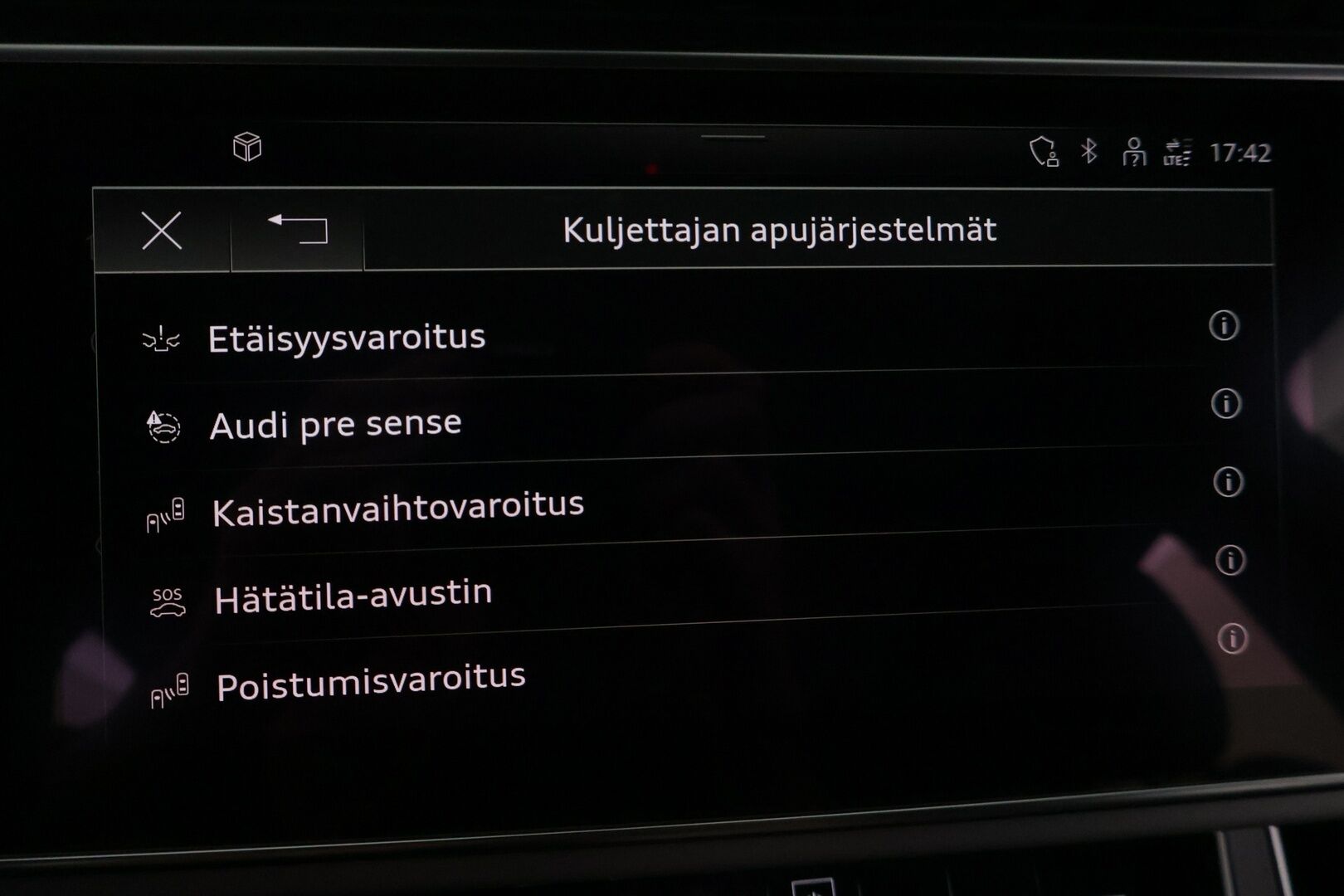 Audi Q7 2021 55 TFSI e Quattro S-Line - * 2x S-Line | ACC | 360 | Panorama | B&O | Matrix Led | Muistipenkki | Ilma-Alusta | Keyless | Koukku | Merkkihuollot *