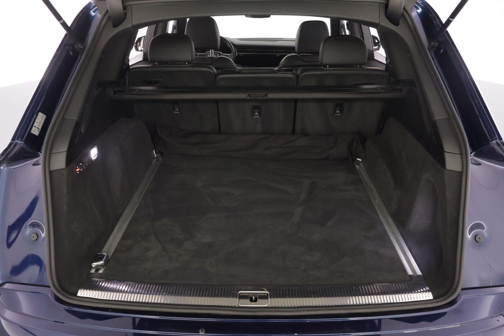 Audi Q7 2021 55 TFSI e Quattro S-Line - * 2x S-Line | ACC | 360 | Panorama | B&O | Matrix Led | Muistipenkki | Ilma-Alusta | Keyless | Koukku | Merkkihuollot *