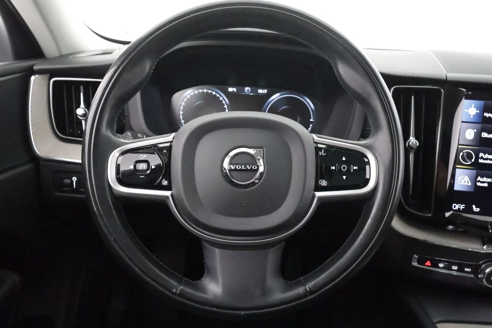 Volvo XC60 2021 T8 TwE AWD Business Inscription aut. - | ACC | Webasto | Koukku | High Performance audio | LED | Panorama | Muistipenkki | Sporttipenkit | P.Kamera | Keyless | Apple&Android | 1.Om Suomi-auto | Kahdet Renkaat |