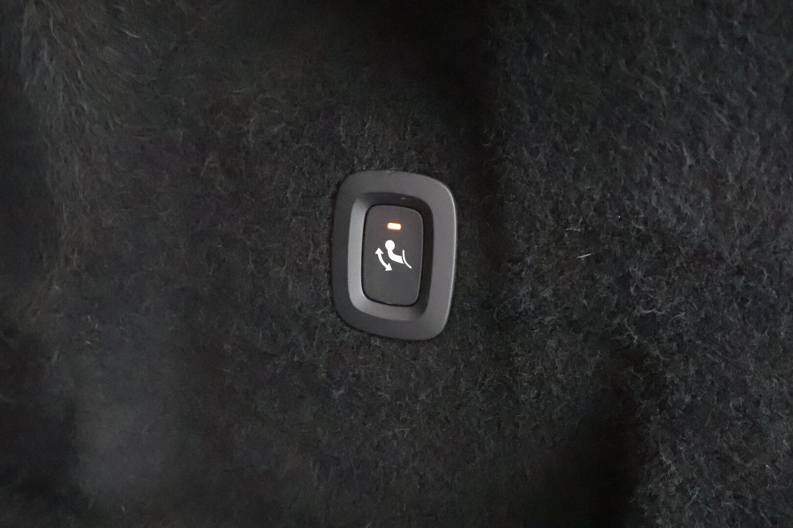 Volvo XC60 2021 T8 TwE AWD Business Inscription aut. - | ACC | Webasto | Koukku | High Performance audio | LED | Panorama | Muistipenkki | Sporttipenkit | P.Kamera | Keyless | Apple&Android | 1.Om Suomi-auto | Kahdet Renkaat |