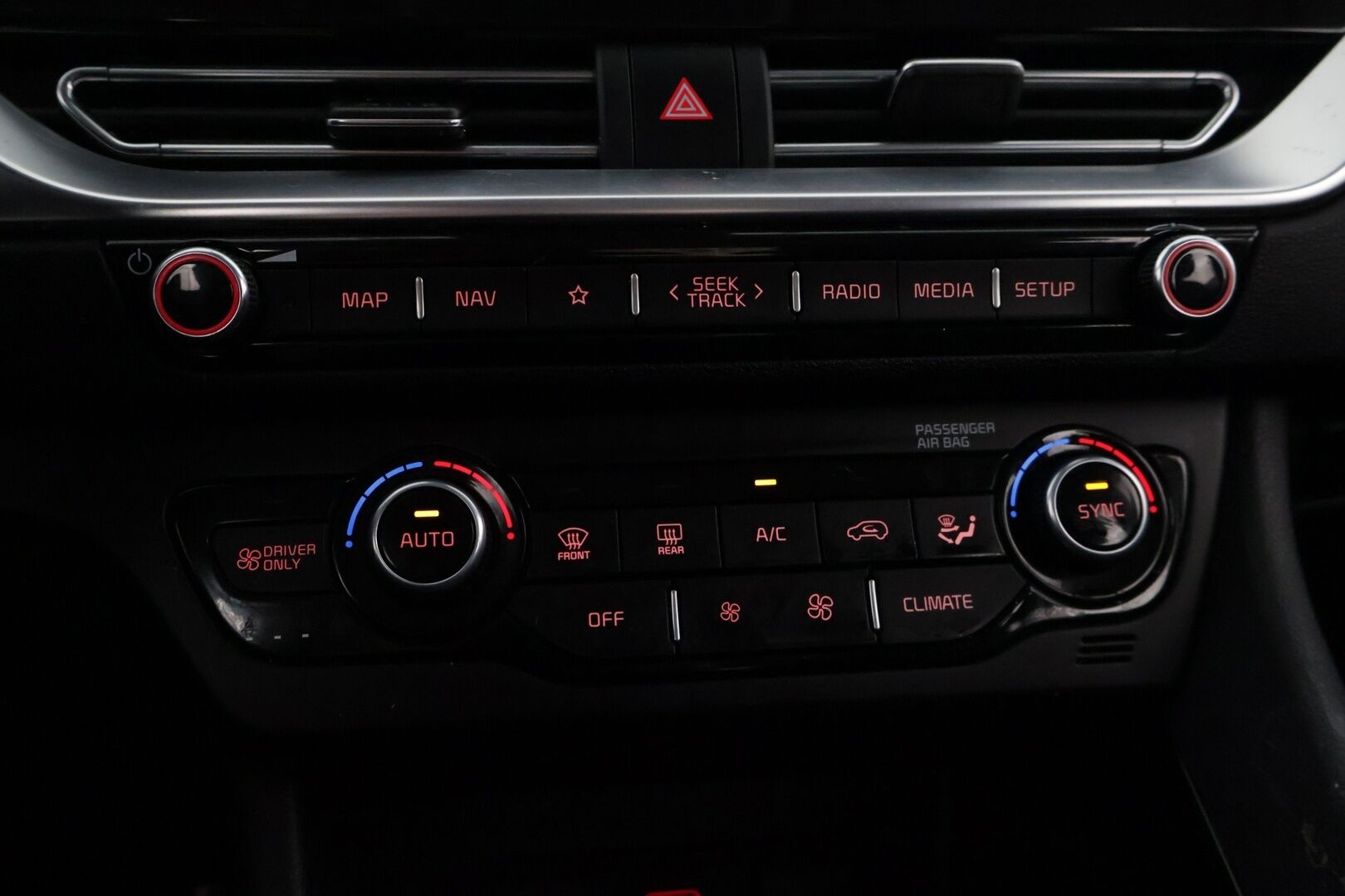 Kia Niro 2021 1,6 GDI Hybrid LX DCT *1-om Suomi-auto / ACC / P.Kamera / JBL* - / 2x renkaat aluvanteilla / 1-om Suomi-auto / metalliväri /