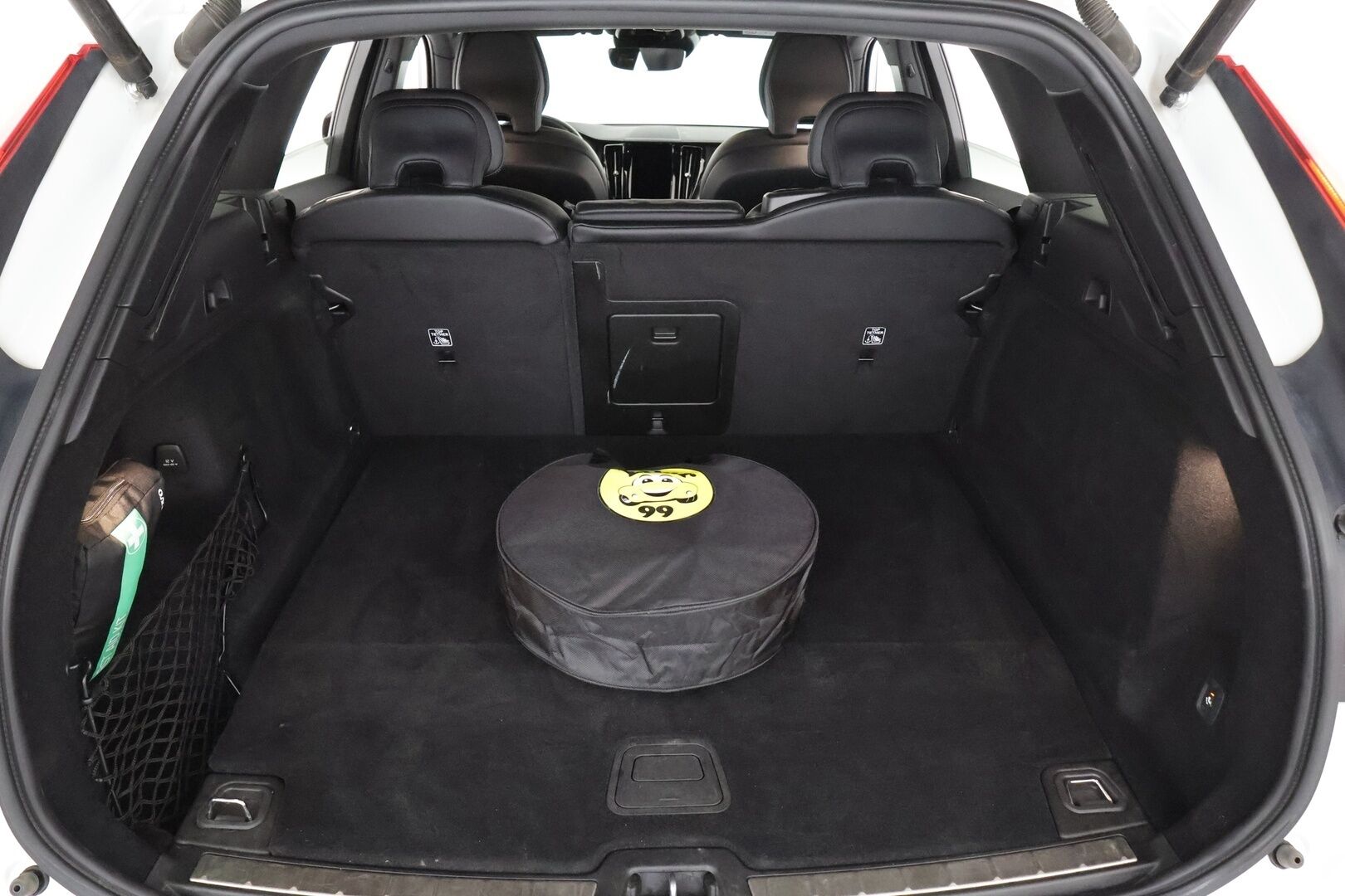 Volvo XC60 2021 T6 TwE AWD Business R-Design aut. *Webasto / Pilot Assist / Koukku / Panorama / P-kamera / Sporttipenkki Muistilla* - *1-om. Suomi-auto / 2x renkaat / KeylessGo*