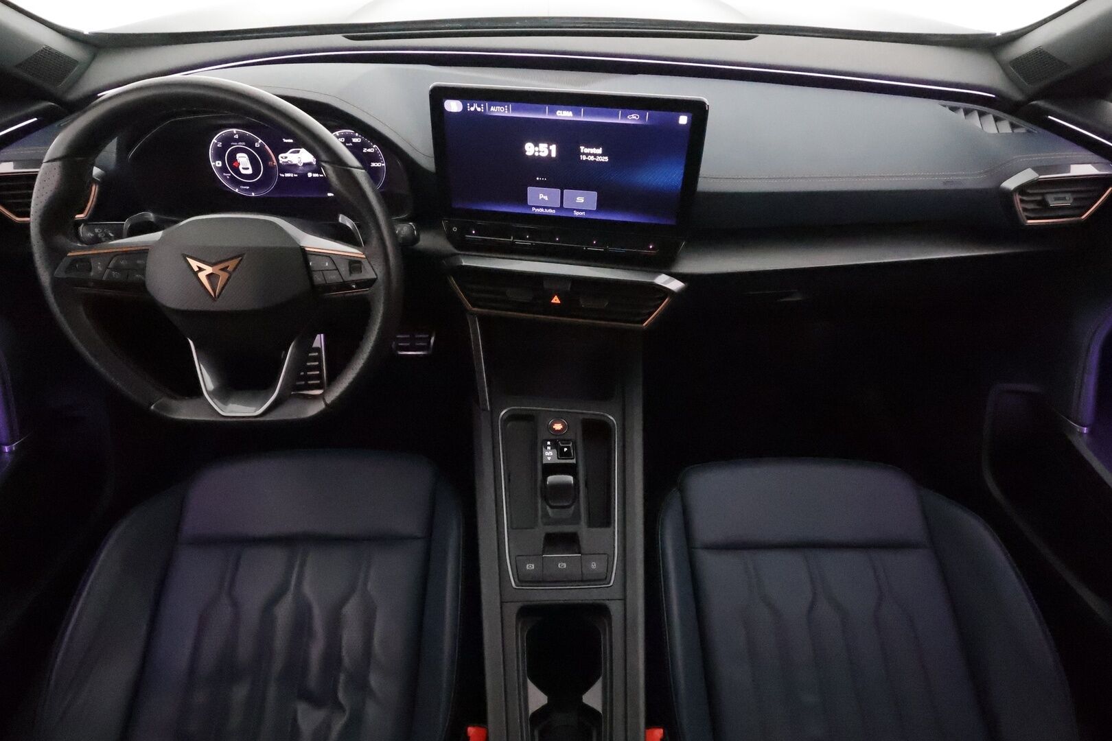 Cupra Formentor 2021 VZ 1.4 PHEV 180 kW e-HYBRID DSG / Panorama / Nahkapenkit / Adapt.vakkari / TULOSSA // - Adapt.Vakkari / Kuljettajan istuin muistilla / Navi / Peruutuskamera / LED-ajovalot / 