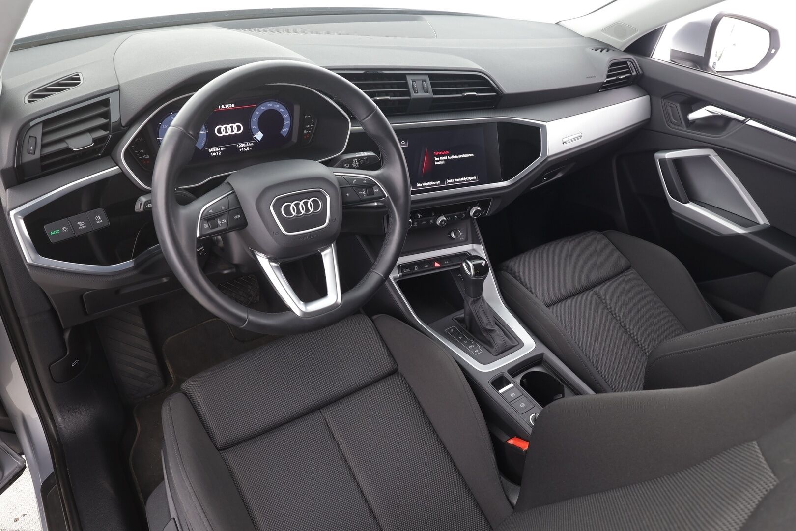 Audi Q3 2021 Business 45 TFSI e 180 kW S tronic Electrified Edition - | ACC | P.kamera | Sporttipenkit | Keyless | Digimittaristo | Kaistavahti | LED | Apple & Android | Merkkihuollot | 1-om suomiauto |