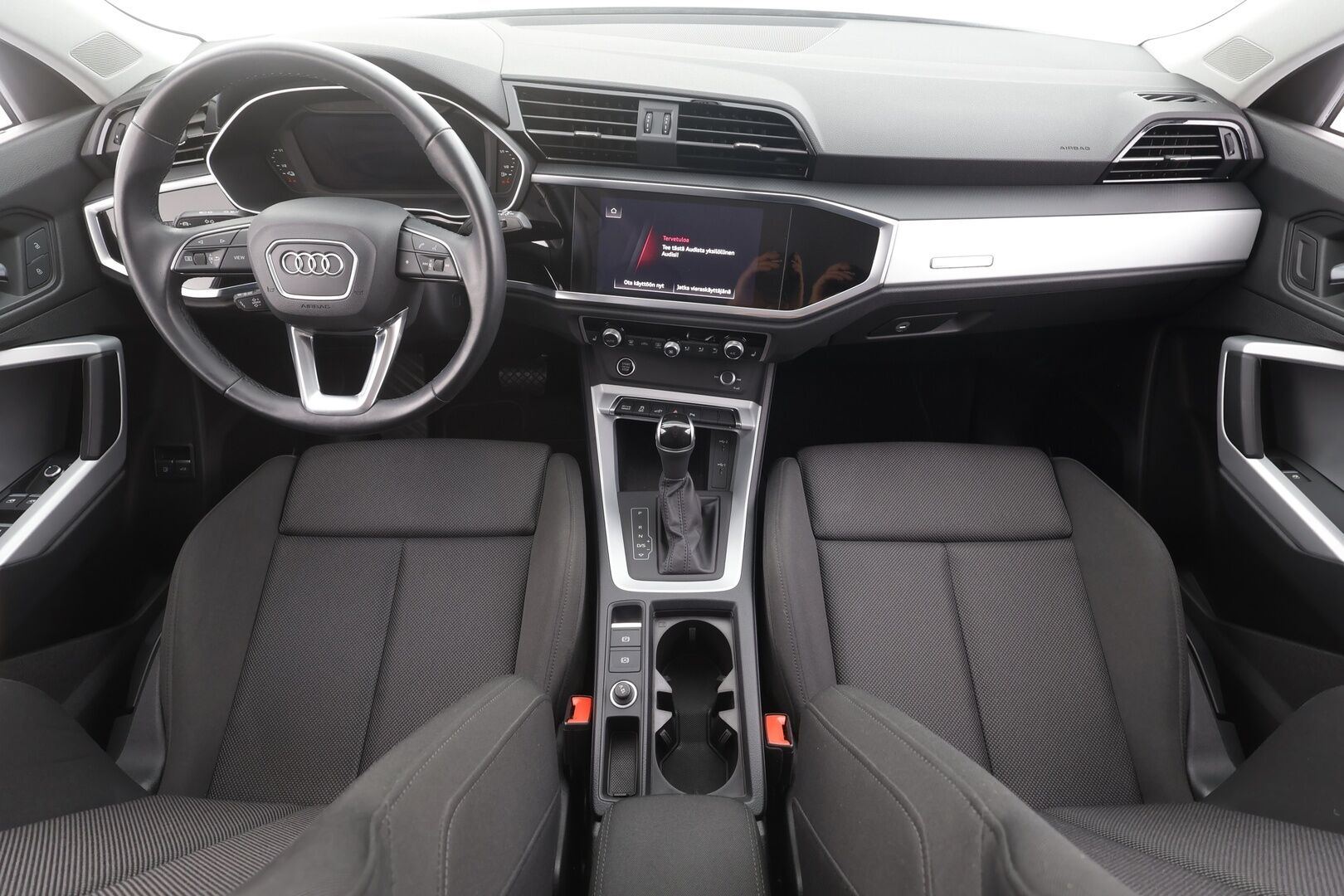 Audi Q3 2021 Business 45 TFSI e 180 kW S tronic Electrified Edition - | ACC | P.kamera | Sporttipenkit | Keyless | Digimittaristo | Kaistavahti | LED | Apple & Android | Merkkihuollot | 1-om suomiauto |